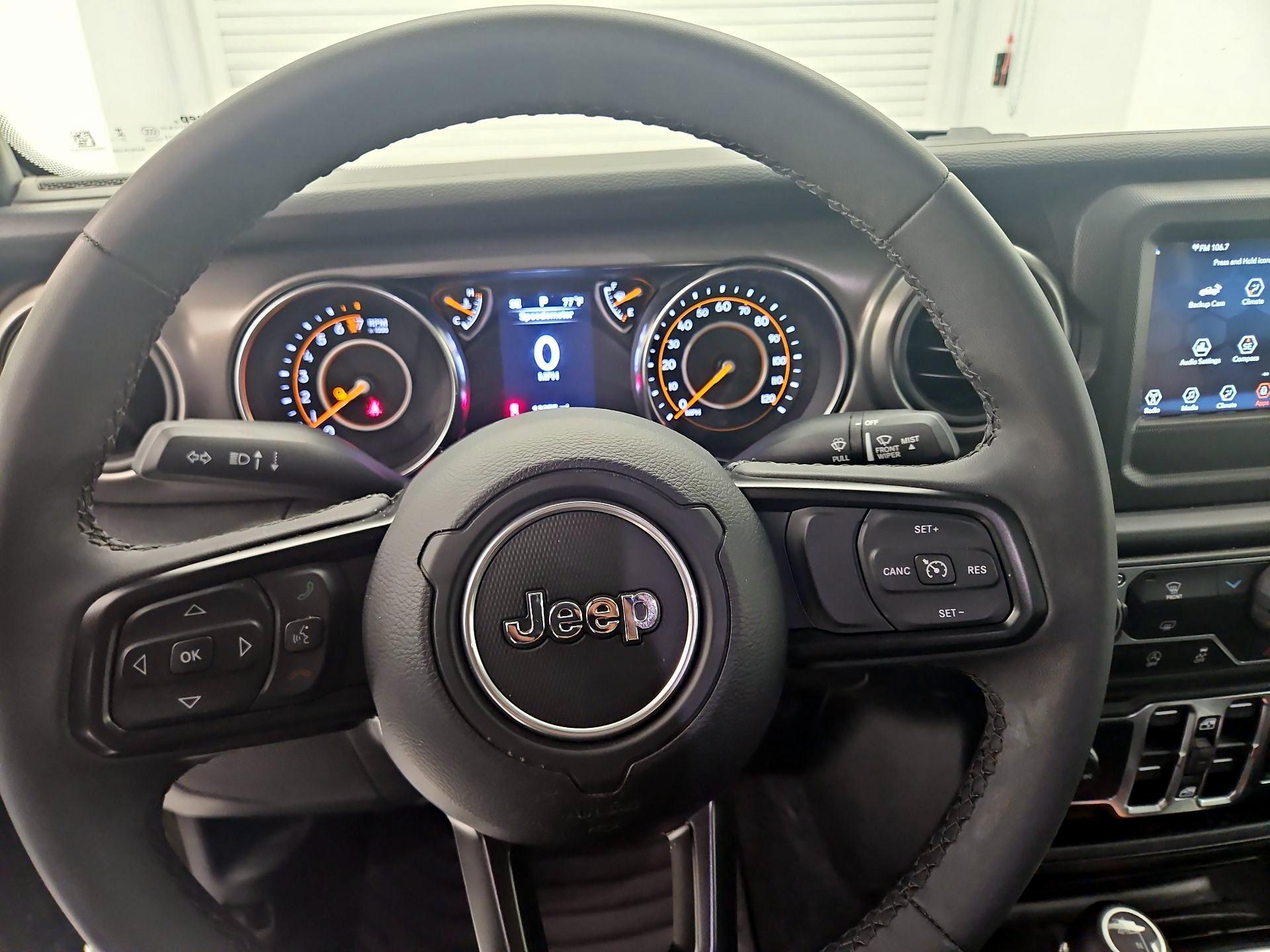 Thumbnail: 2023 Jeep Gladiator - 10