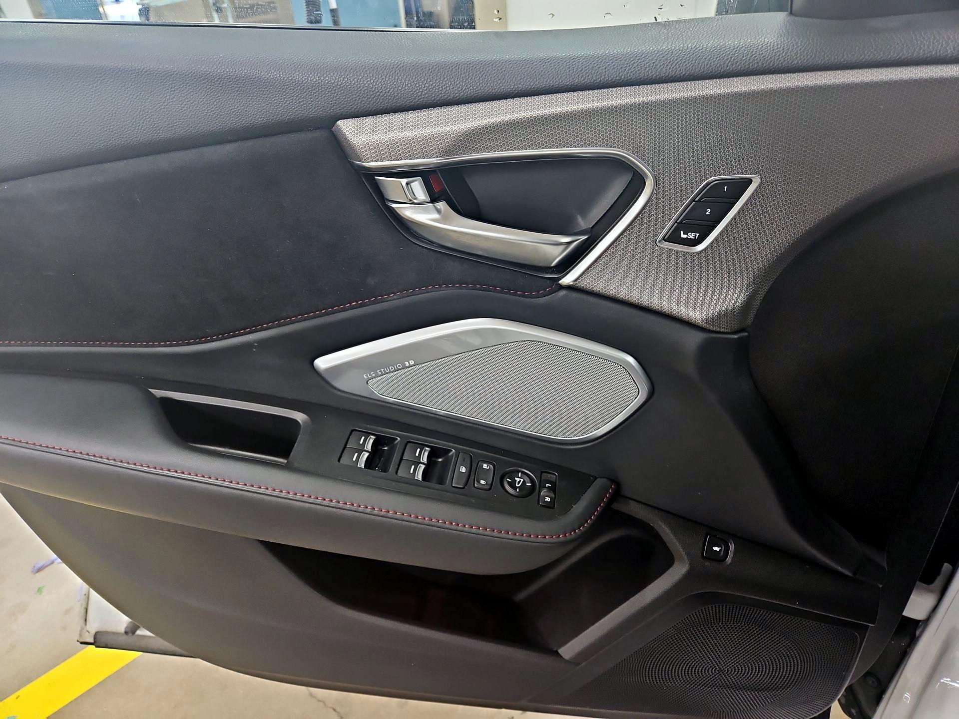 Thumbnail: 2022 Acura RDX - 12