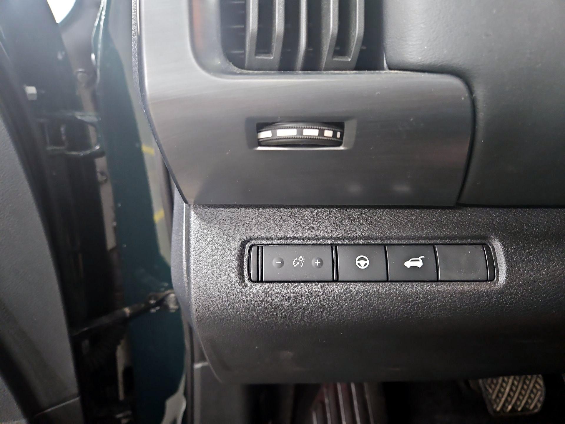 Thumbnail: 2023 Nissan Pathfinder - 13