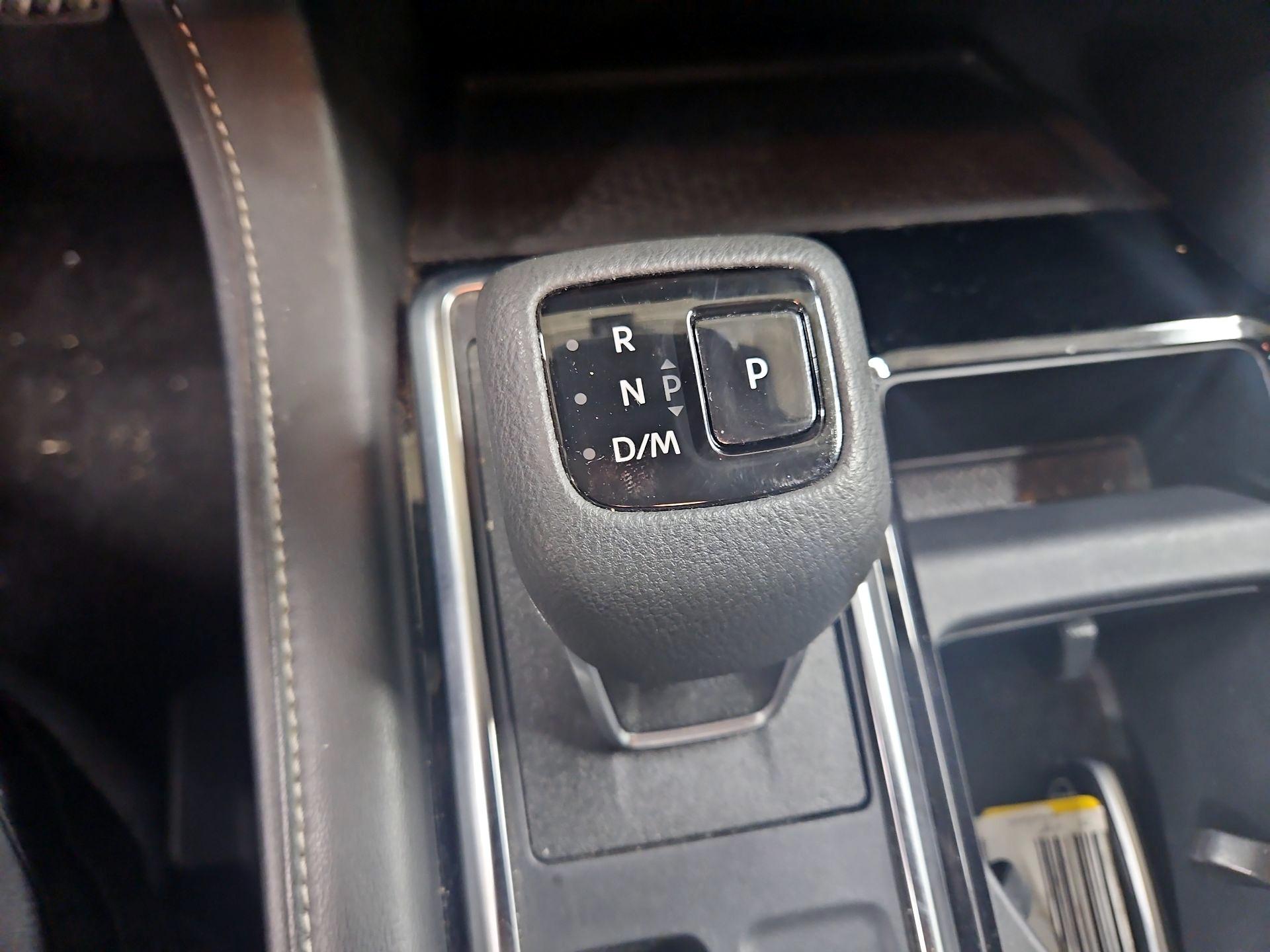 Thumbnail: 2023 Nissan Pathfinder - 17