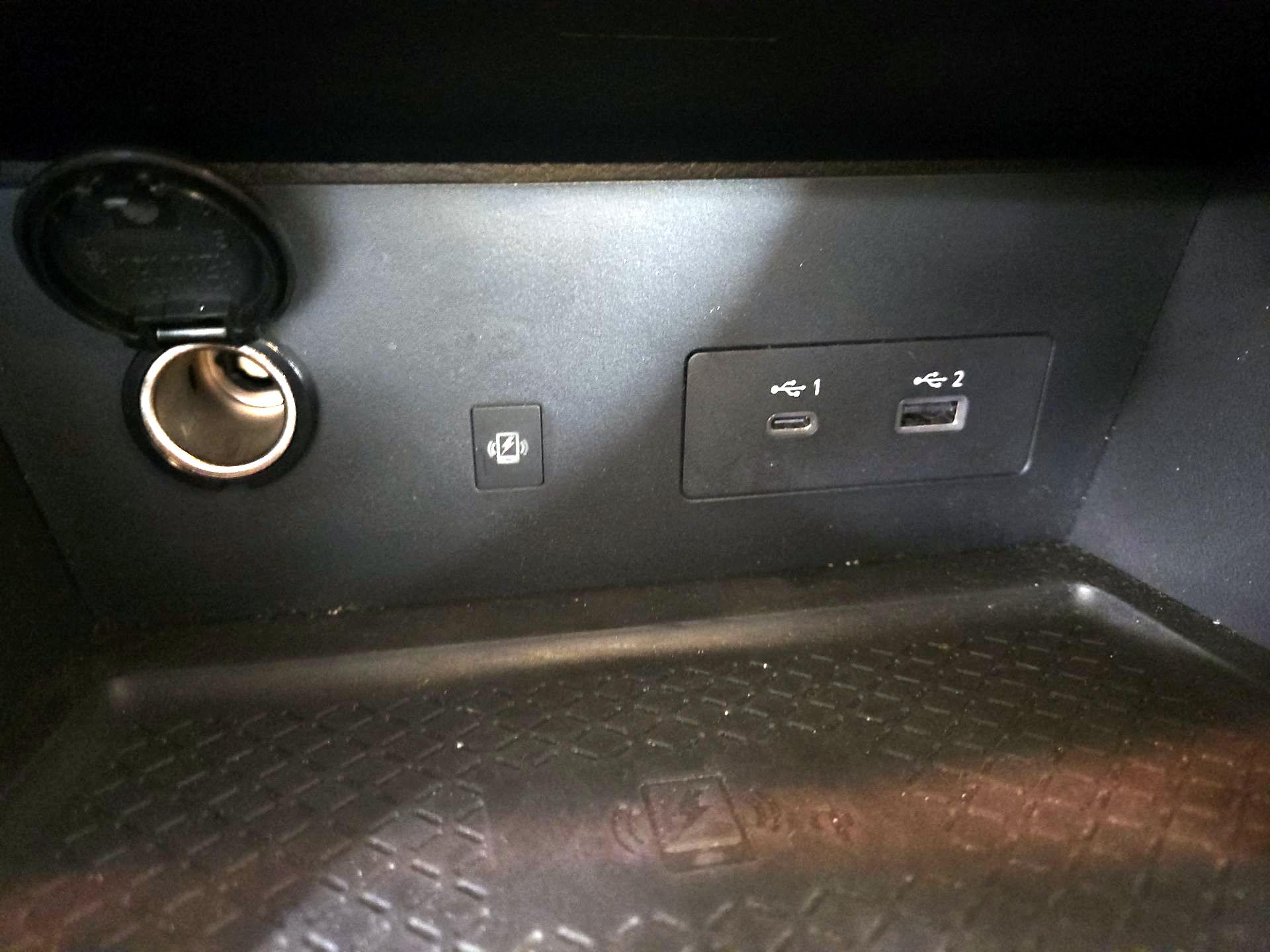 Thumbnail: 2023 Nissan Pathfinder - 18