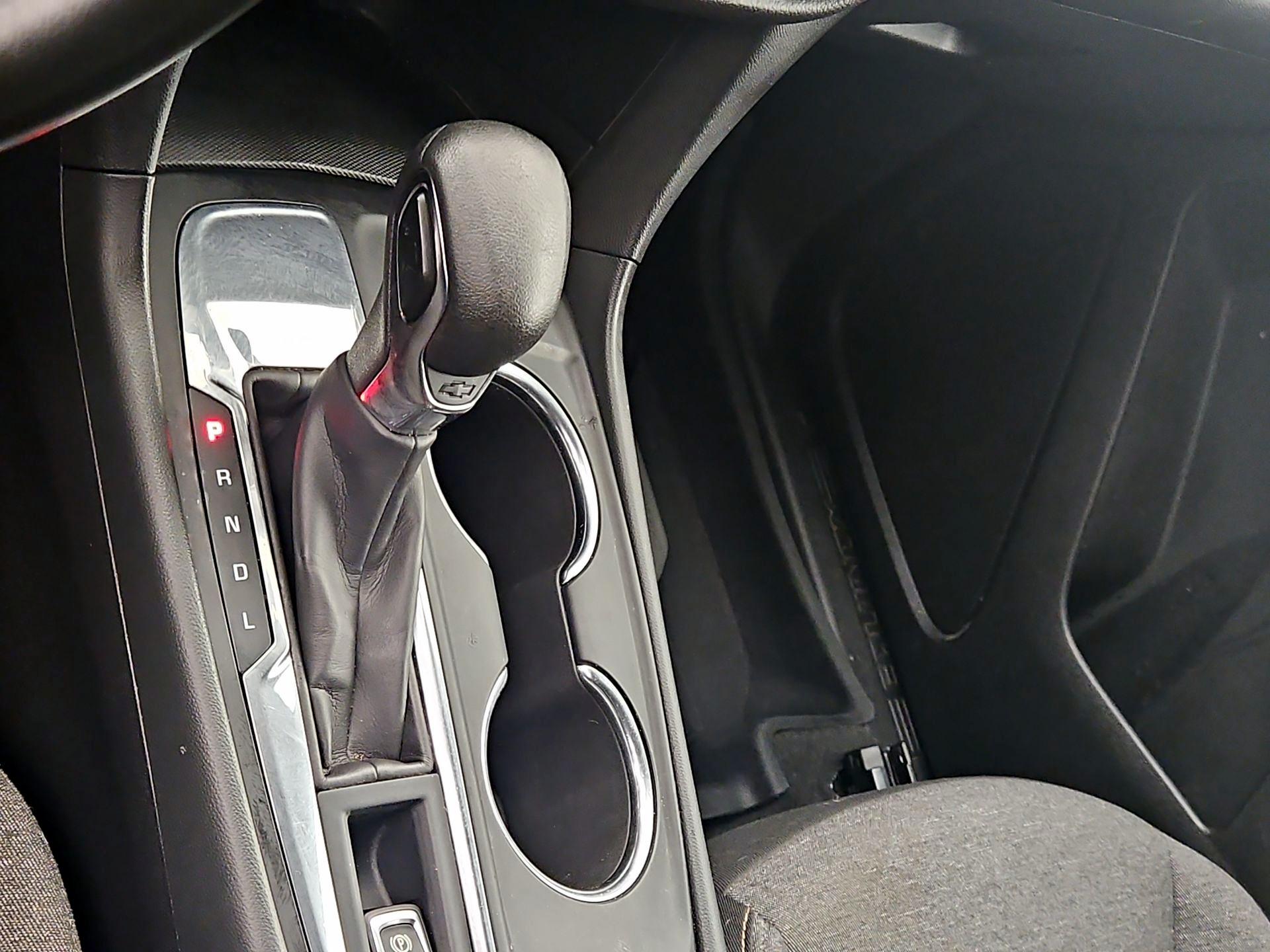 Thumbnail: 2023 Chevrolet Equinox - 17