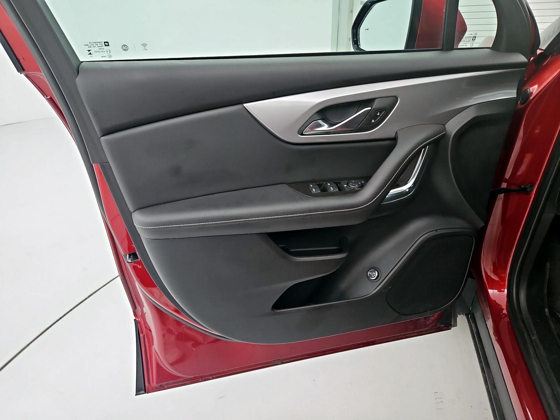 Thumbnail: 2023 Chevrolet Blazer - 12