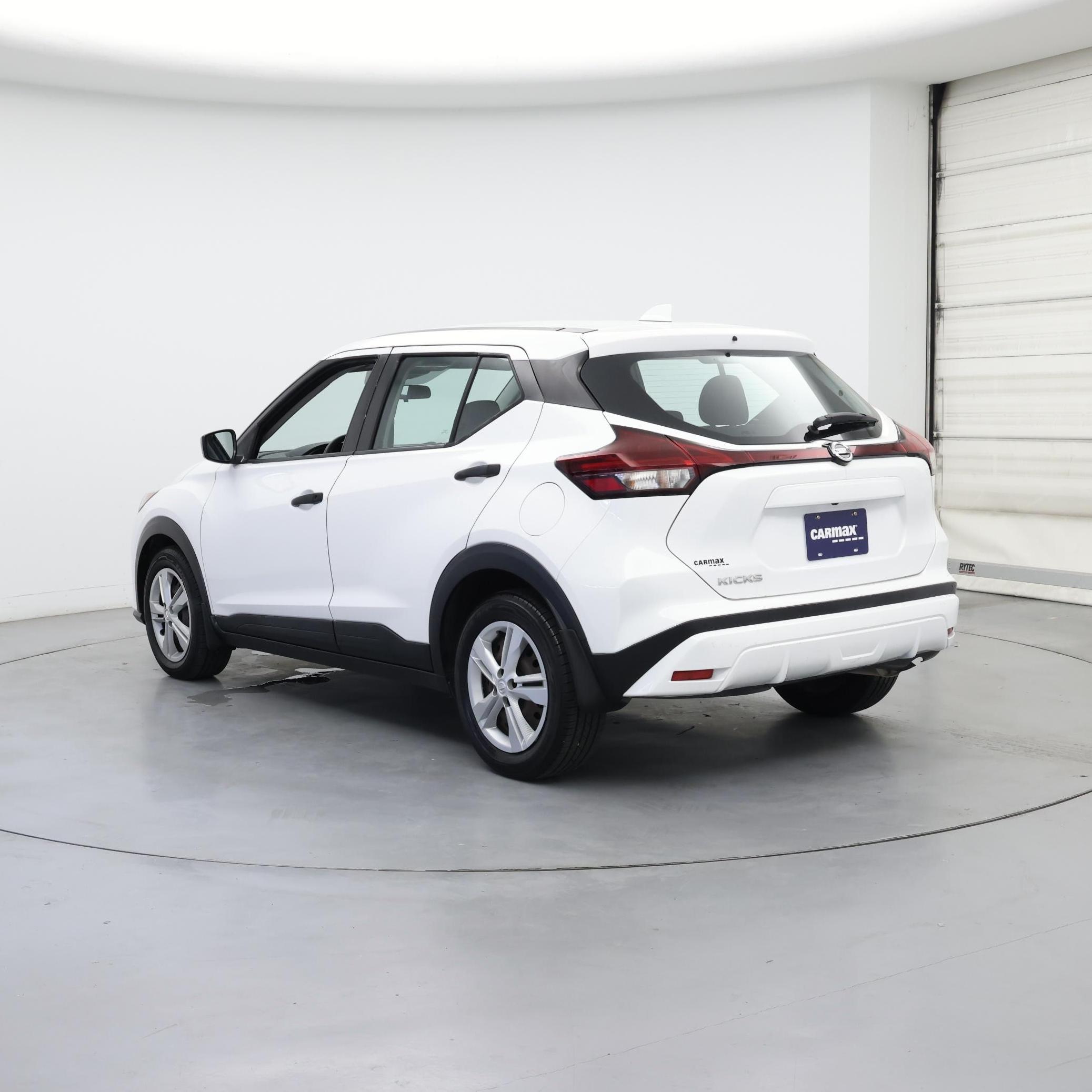 Thumbnail: 2021 Nissan Kicks - 2