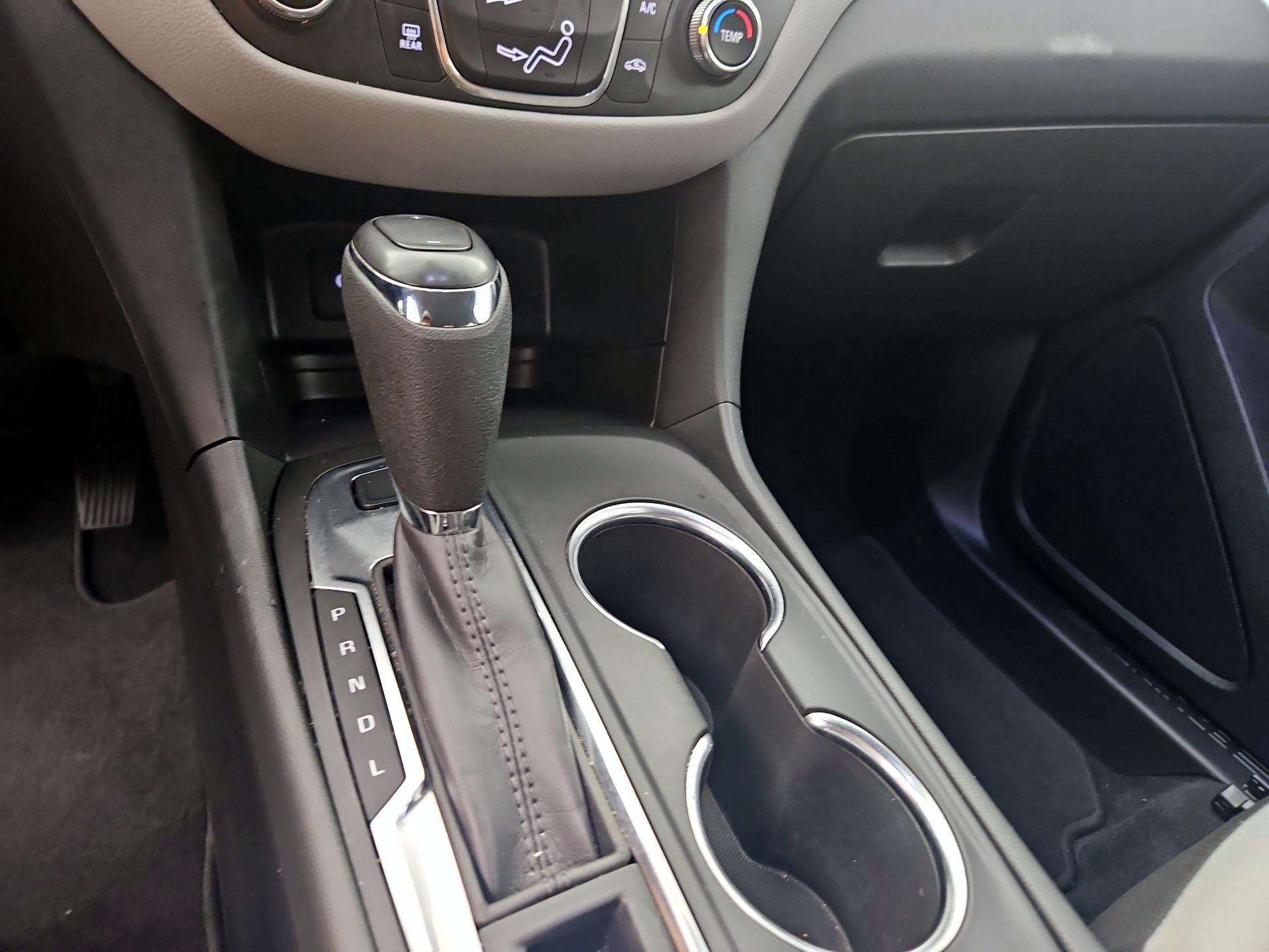 Thumbnail: 2021 Chevrolet Equinox - 17