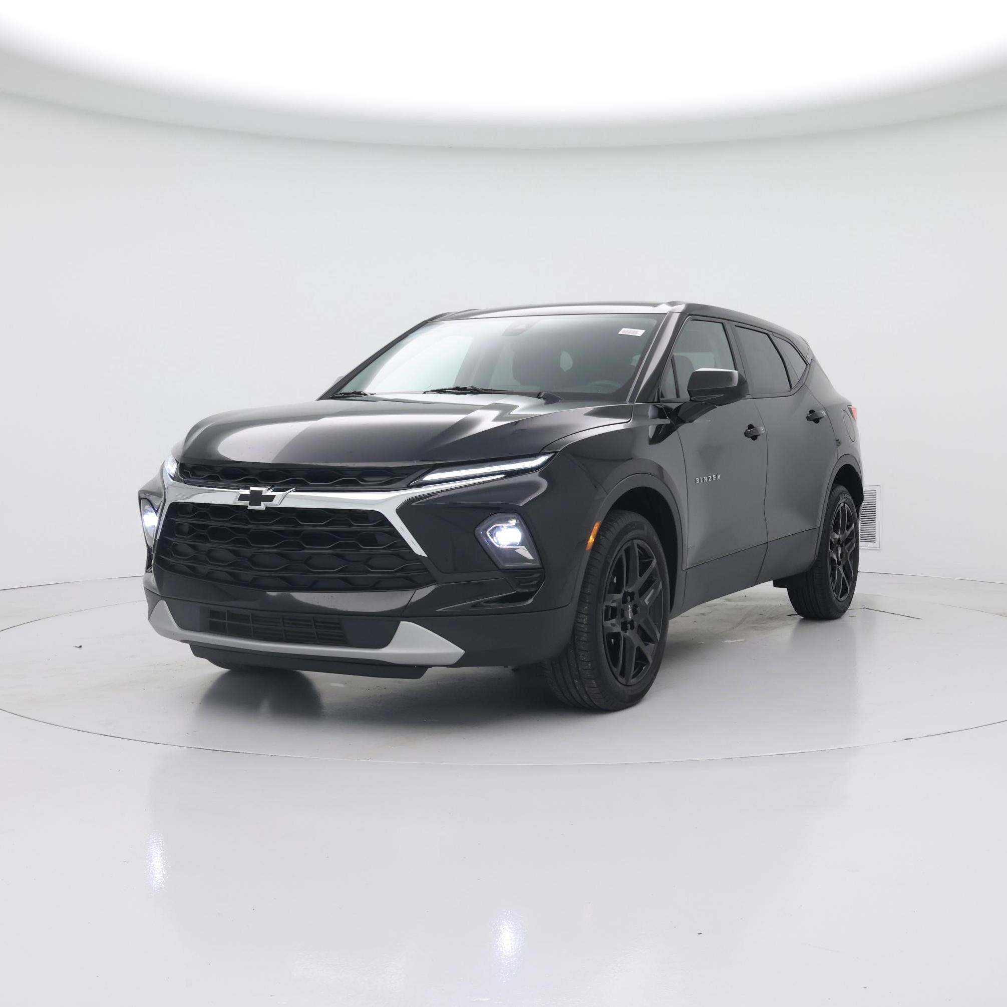 Thumbnail: 2023 Chevrolet Blazer - 4