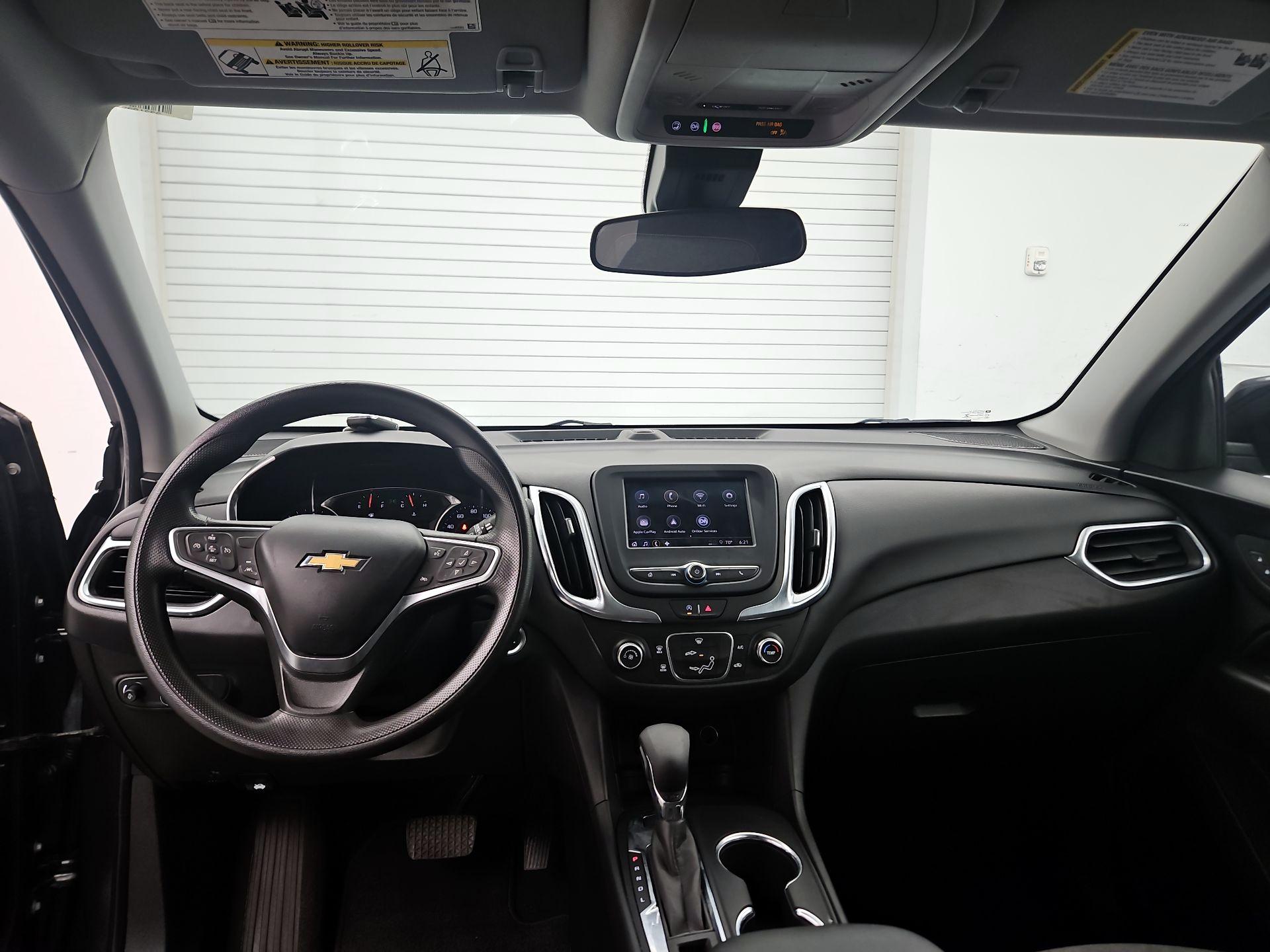 Thumbnail: 2022 Chevrolet Equinox - 9