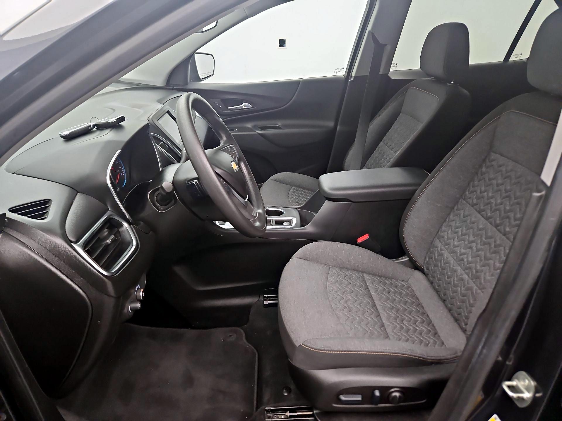 Thumbnail: 2022 Chevrolet Equinox - 11