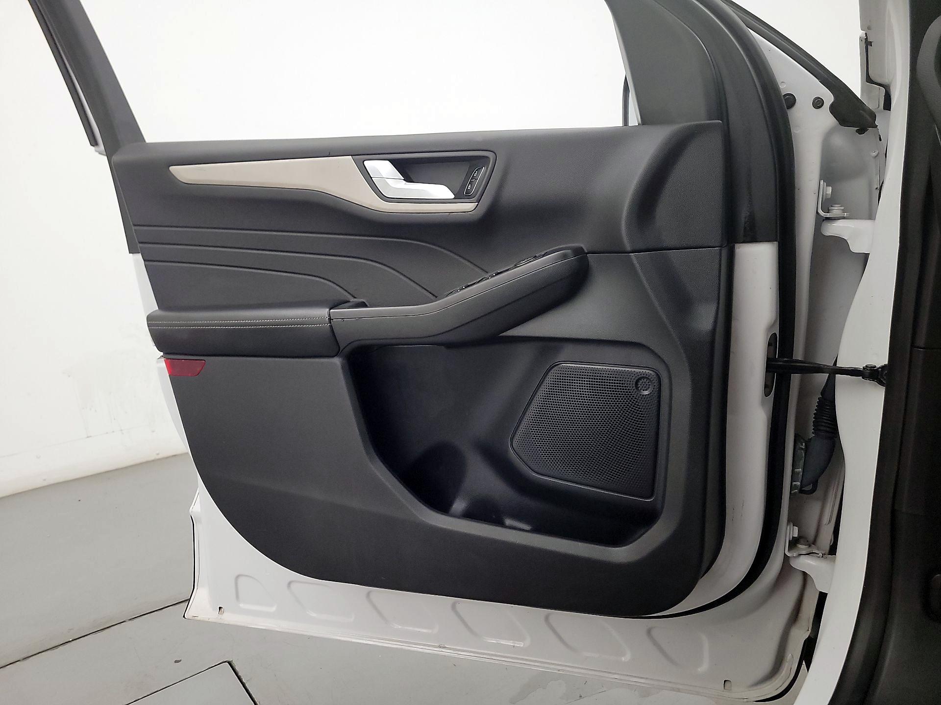Thumbnail: 2021 Ford Escape - 12