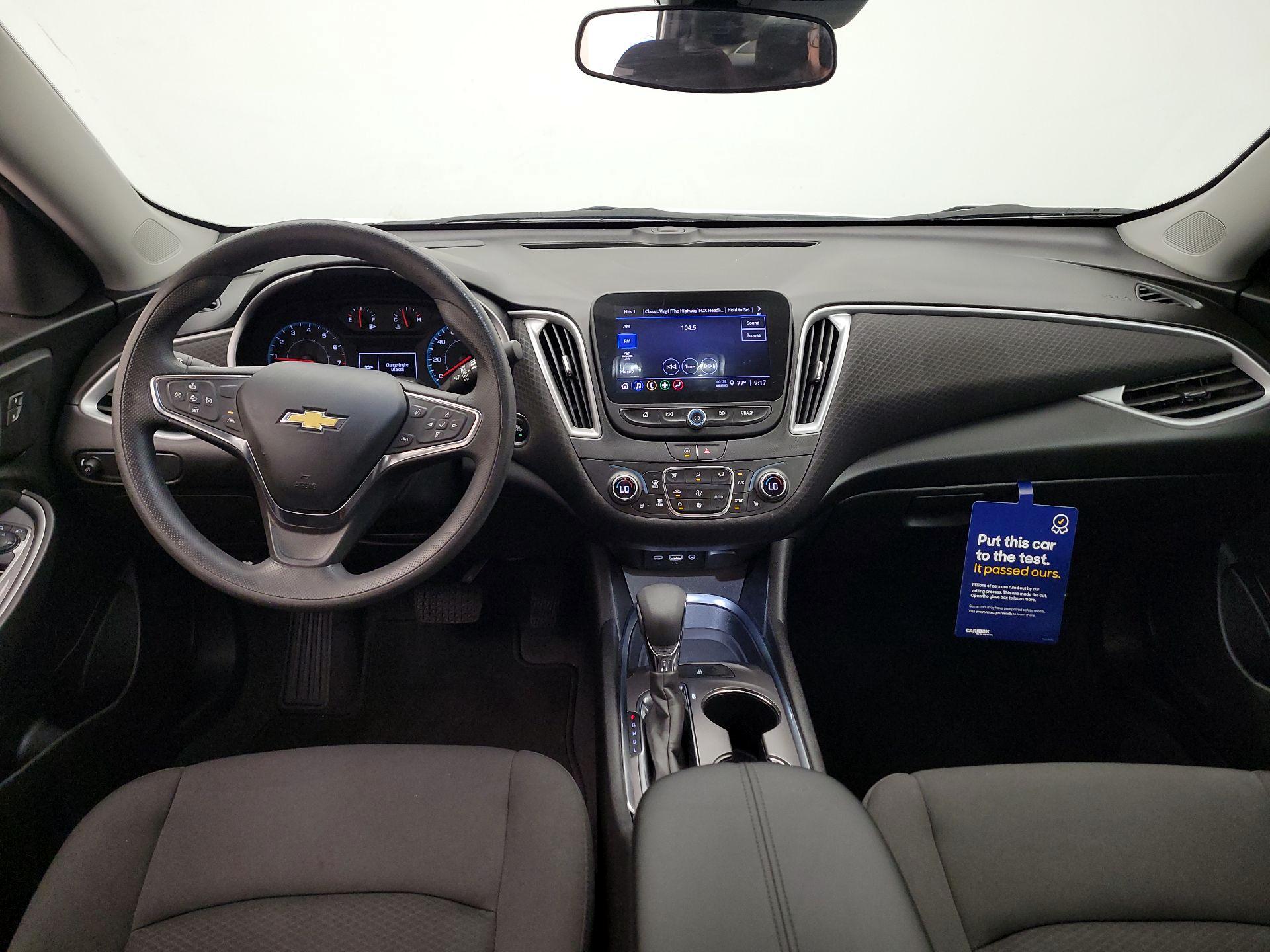 Thumbnail: 2023 Chevrolet Malibu - 9