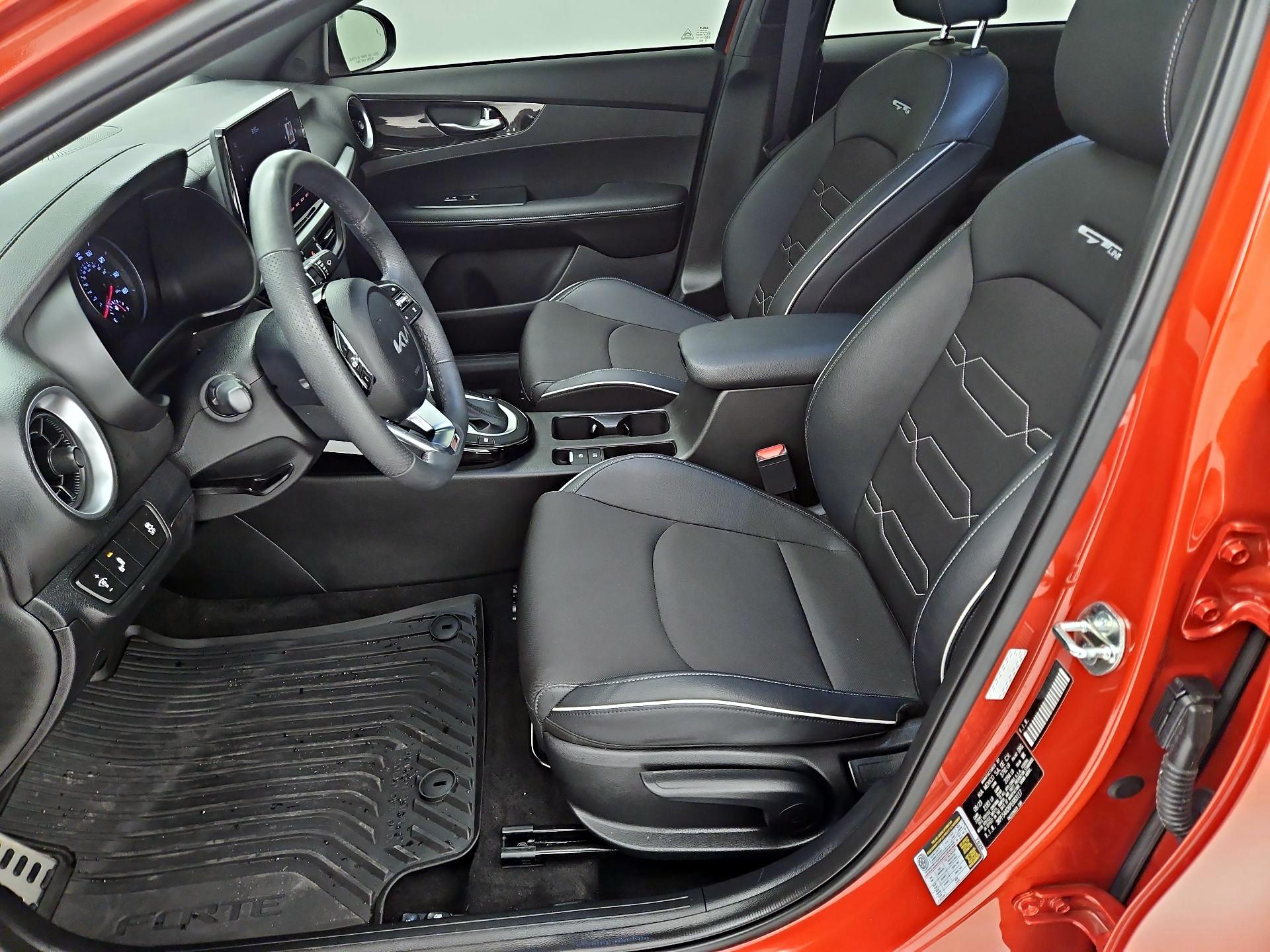 Thumbnail: 2023 Kia Forte - 11