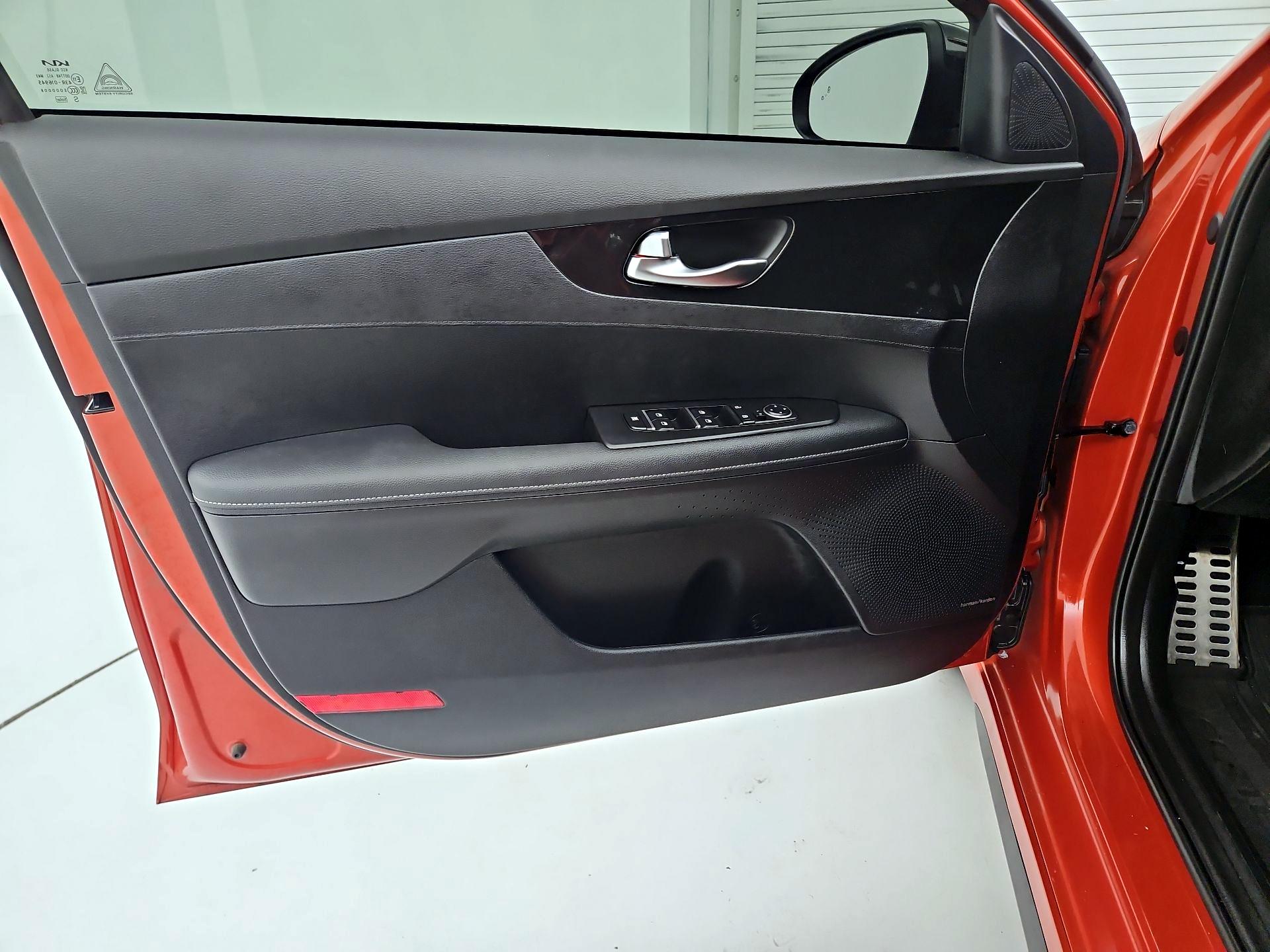 Thumbnail: 2023 Kia Forte - 12