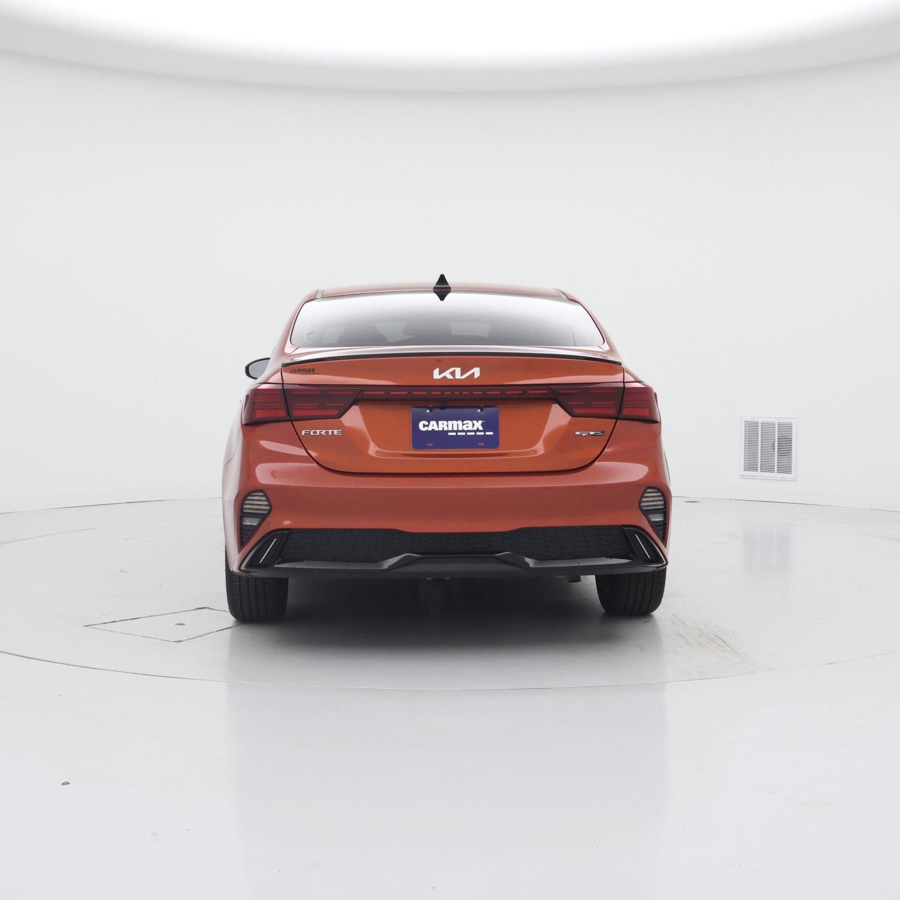 Thumbnail: 2023 Kia Forte - 6