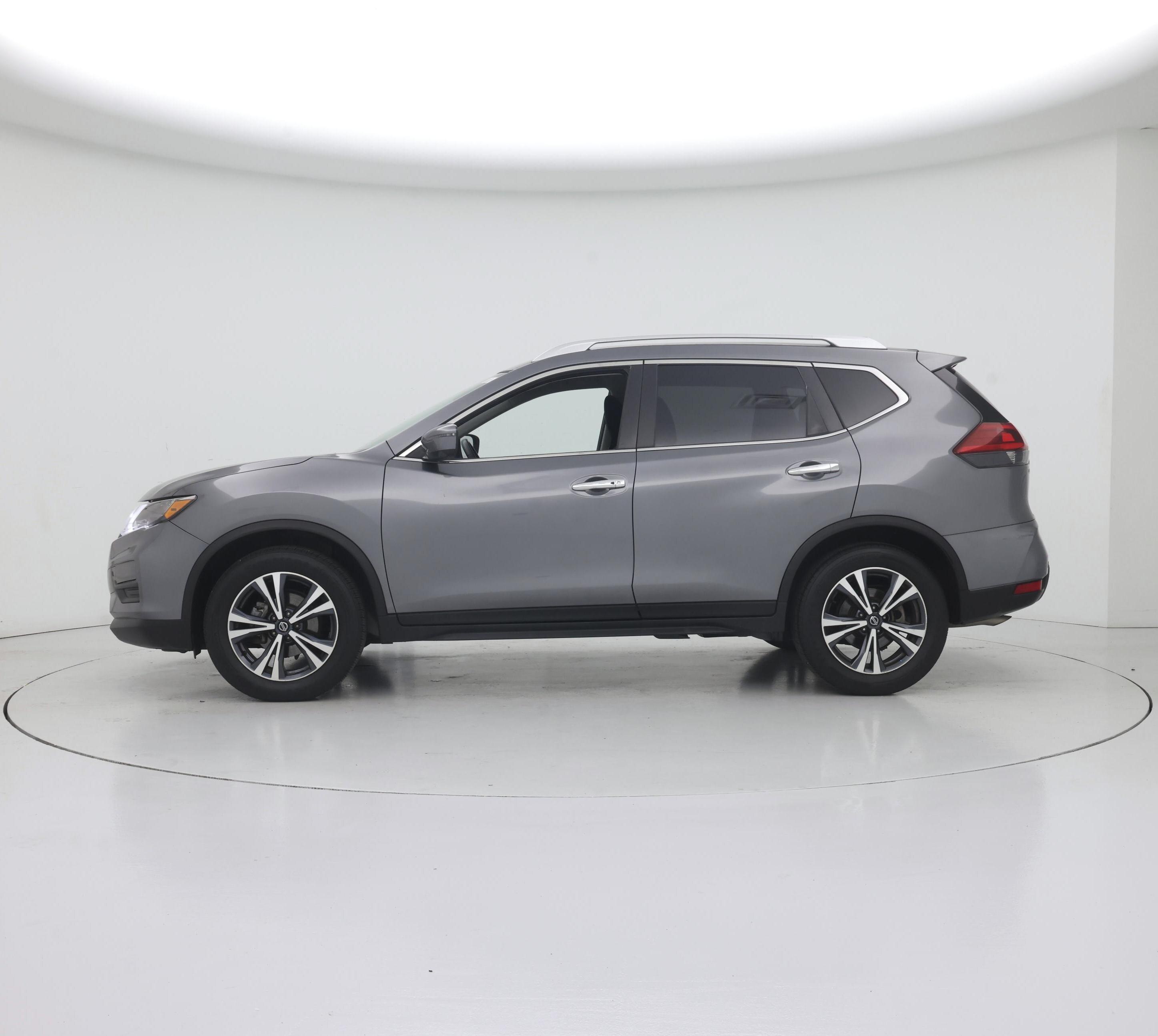 Thumbnail: 2020 Nissan Rogue - 3