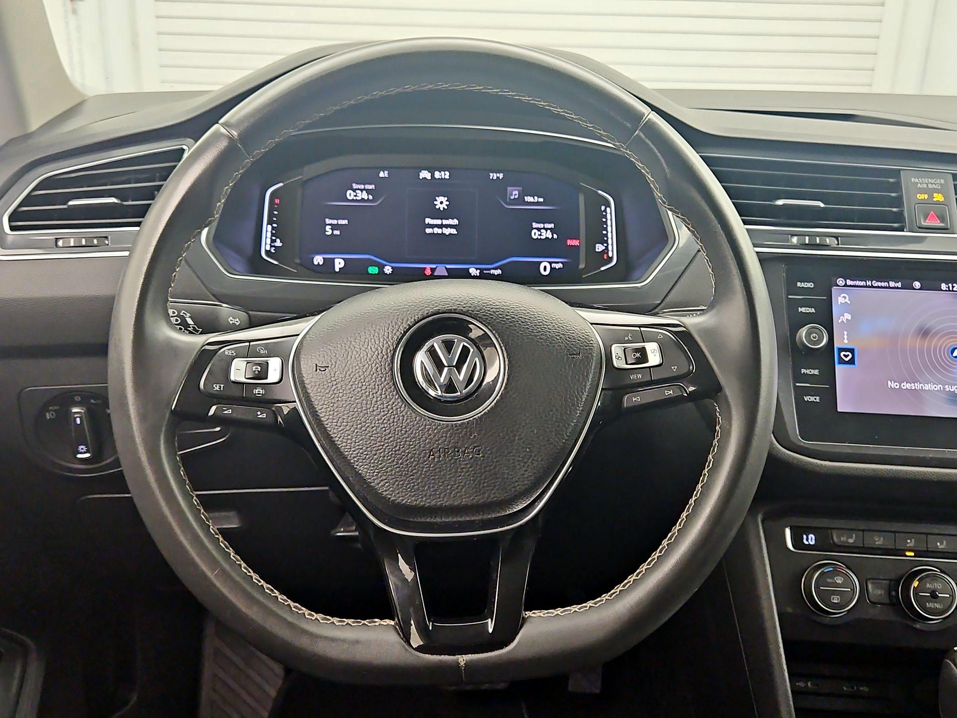 Thumbnail: 2021 Volkswagen Tiguan - 10