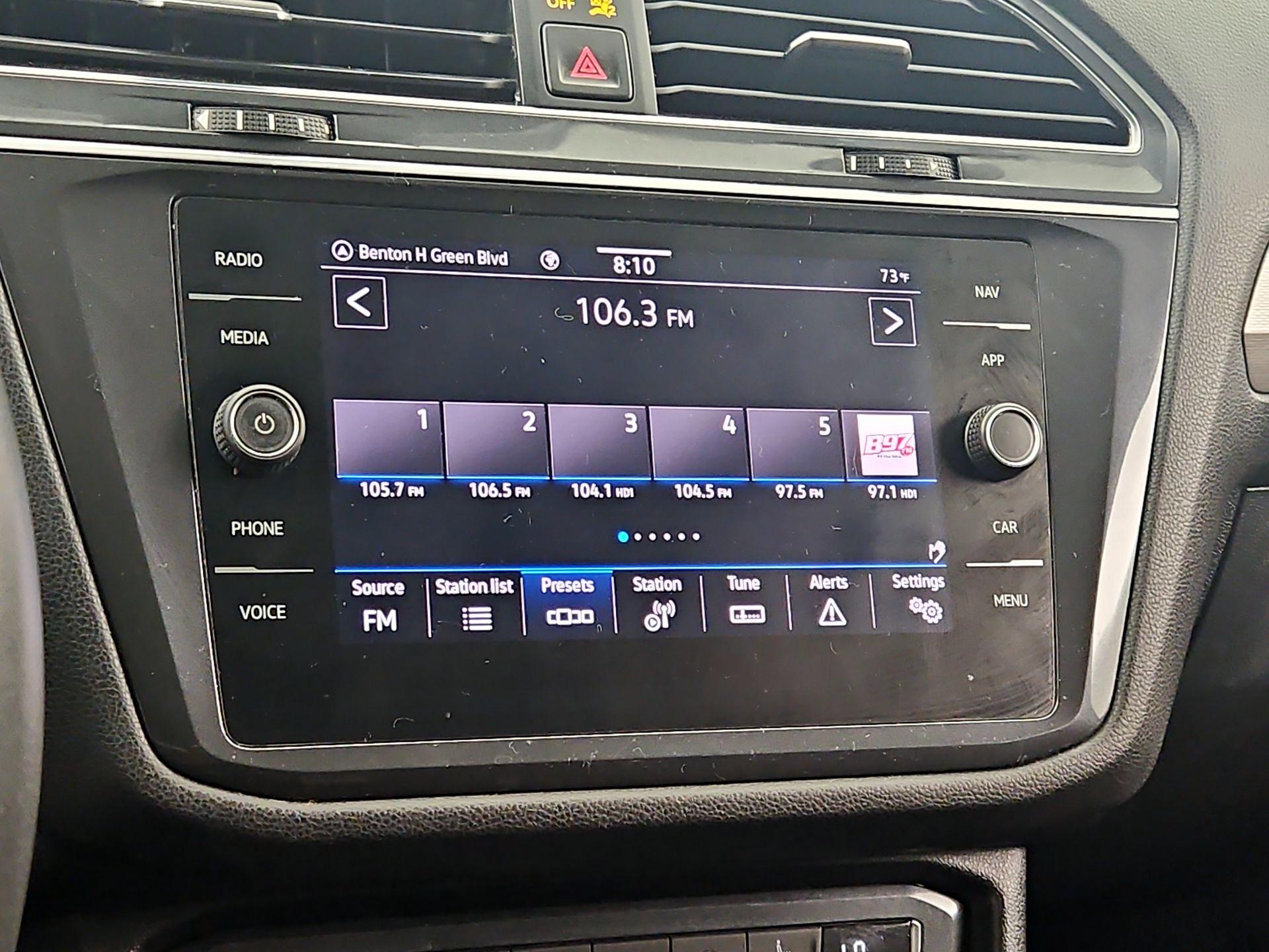 Thumbnail: 2021 Volkswagen Tiguan - 16