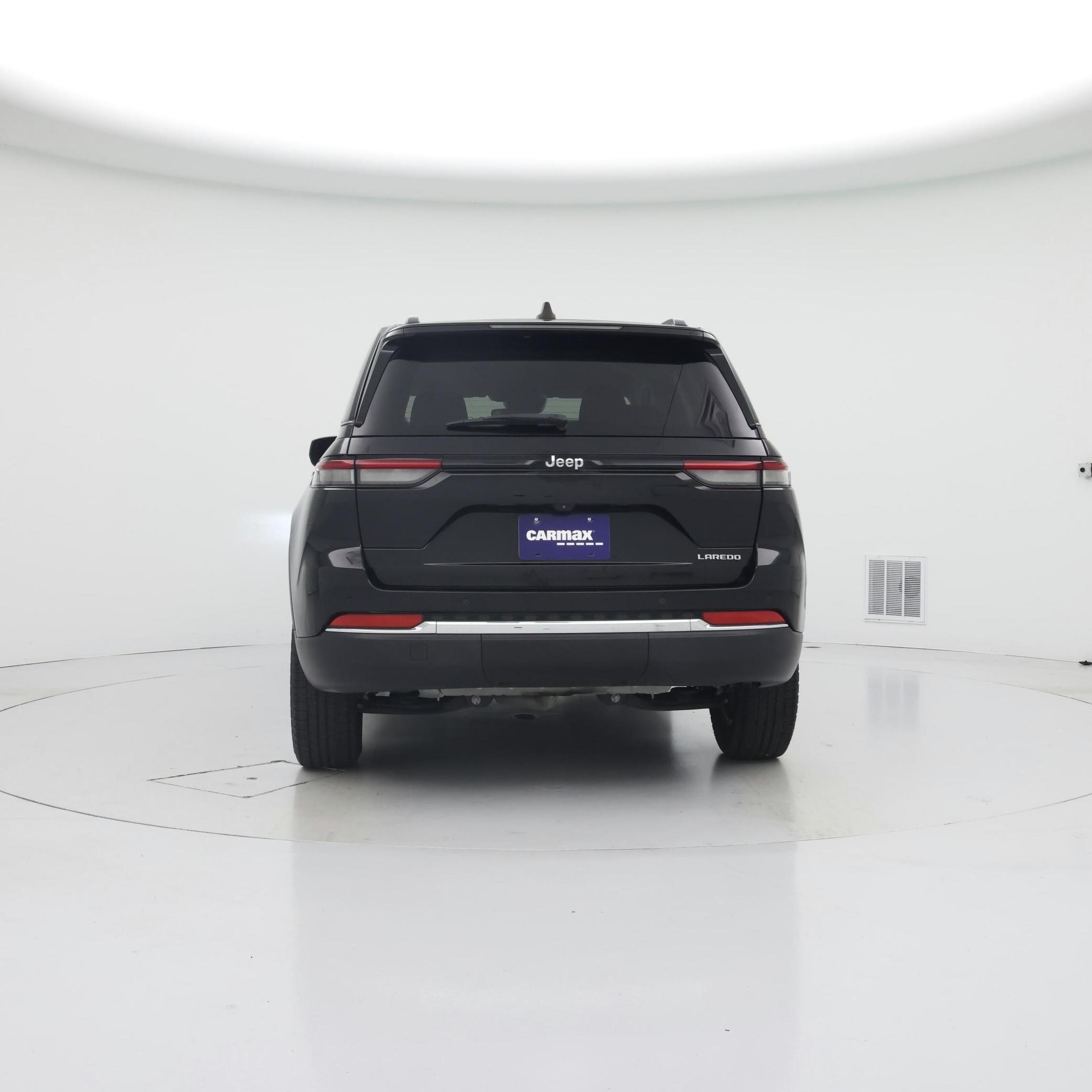 Thumbnail: 2023 Jeep Grand Cherokee - 6
