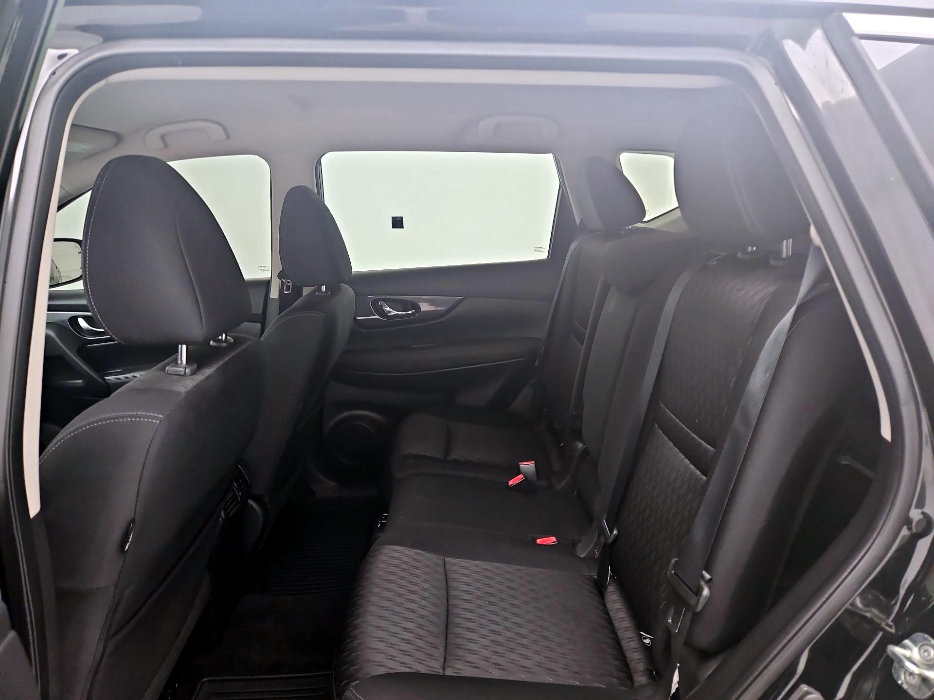 Thumbnail: 2020 Nissan Rogue - 19