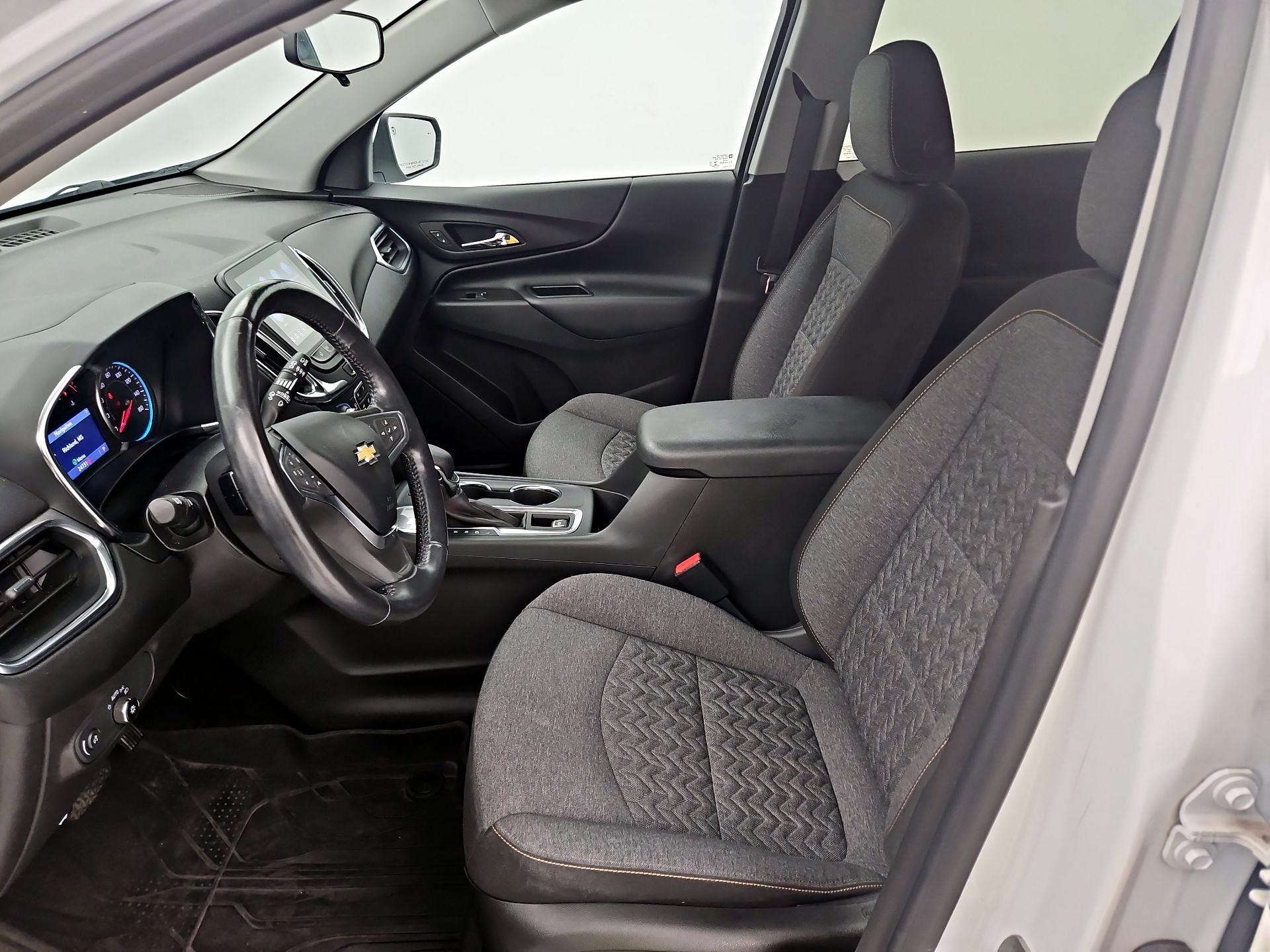 Thumbnail: 2022 Chevrolet Equinox - 11