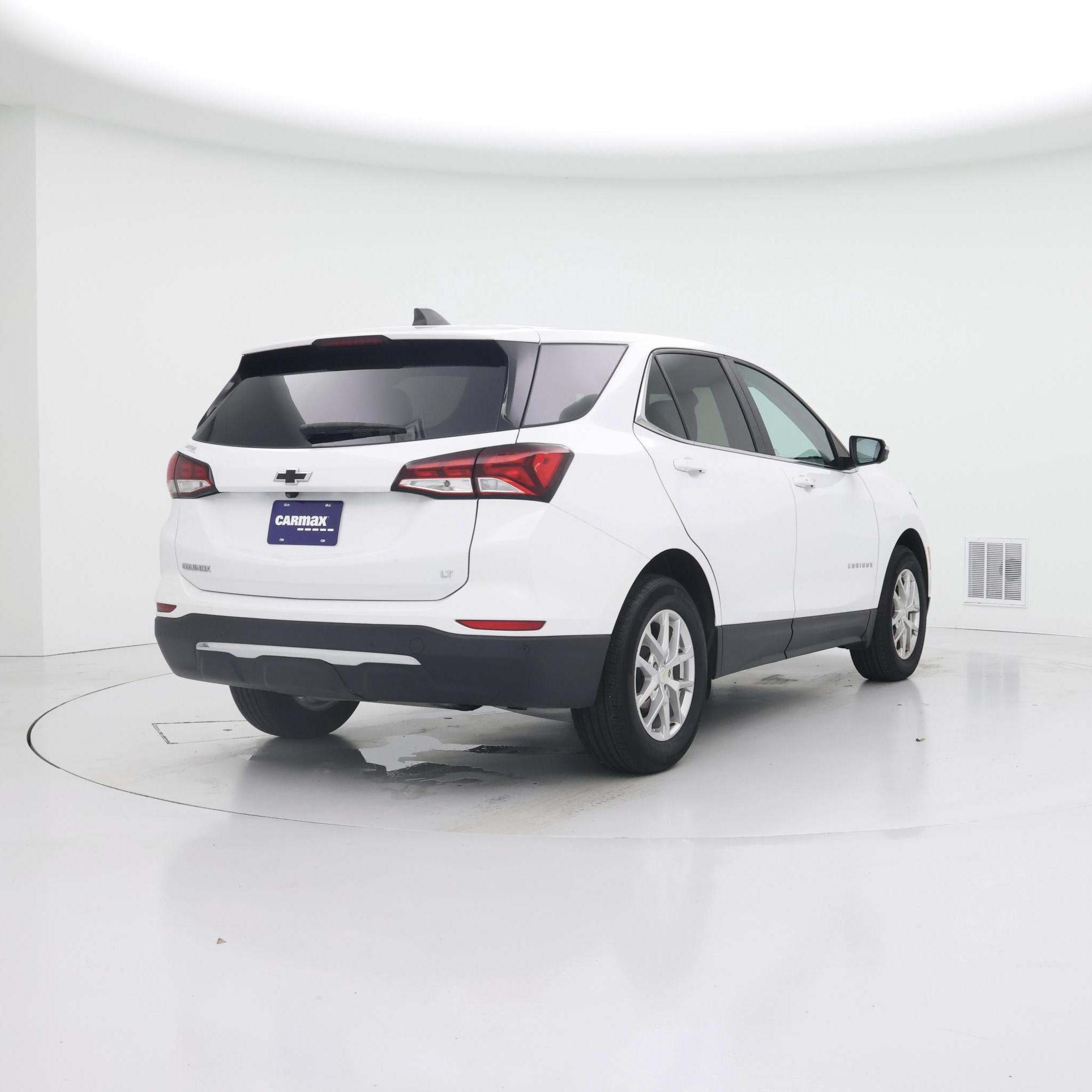 Thumbnail: 2022 Chevrolet Equinox - 8
