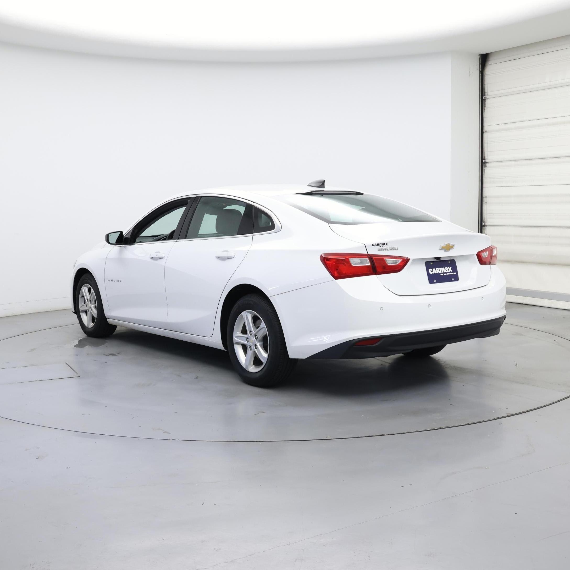 Thumbnail: 2023 Chevrolet Malibu - 2