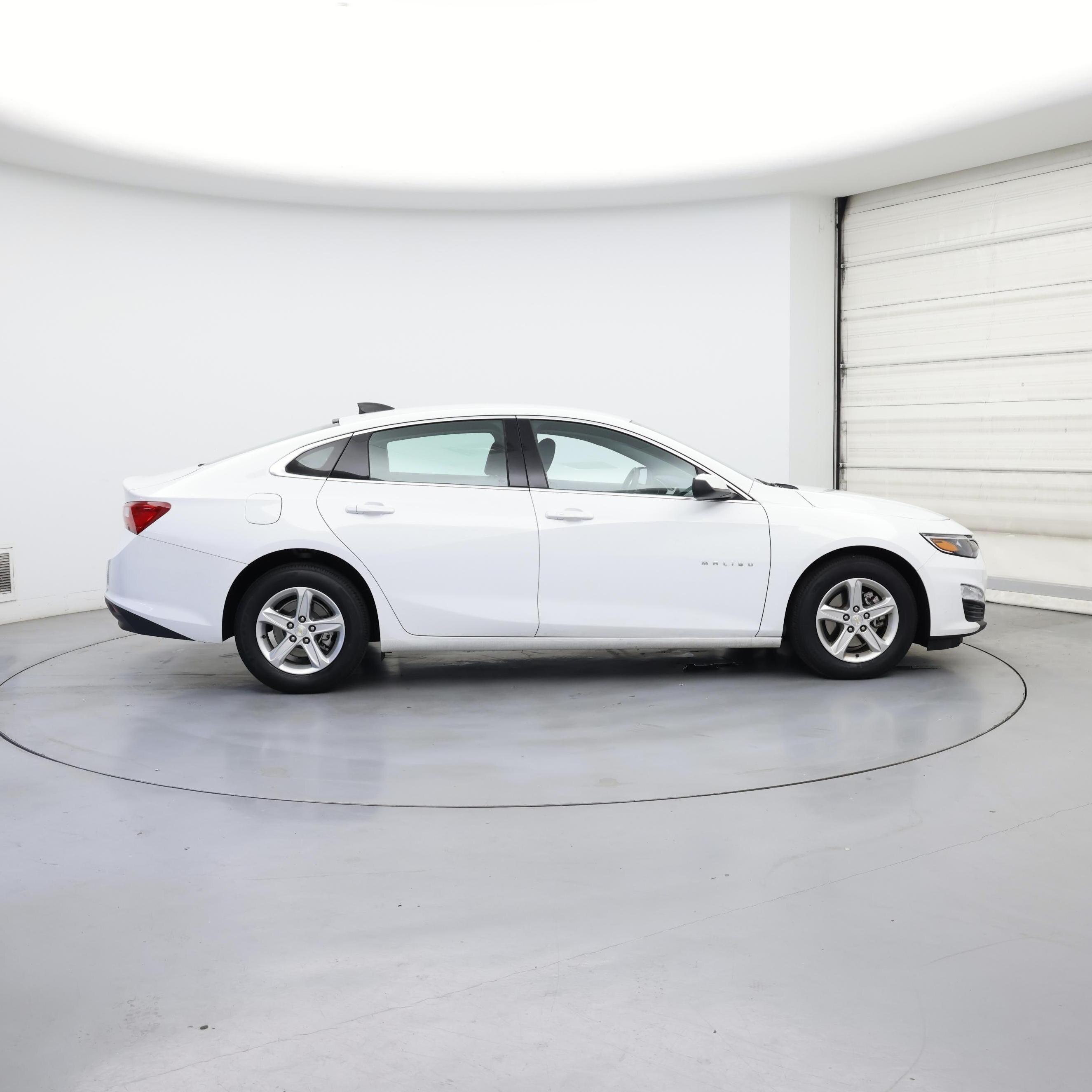 Thumbnail: 2023 Chevrolet Malibu - 7