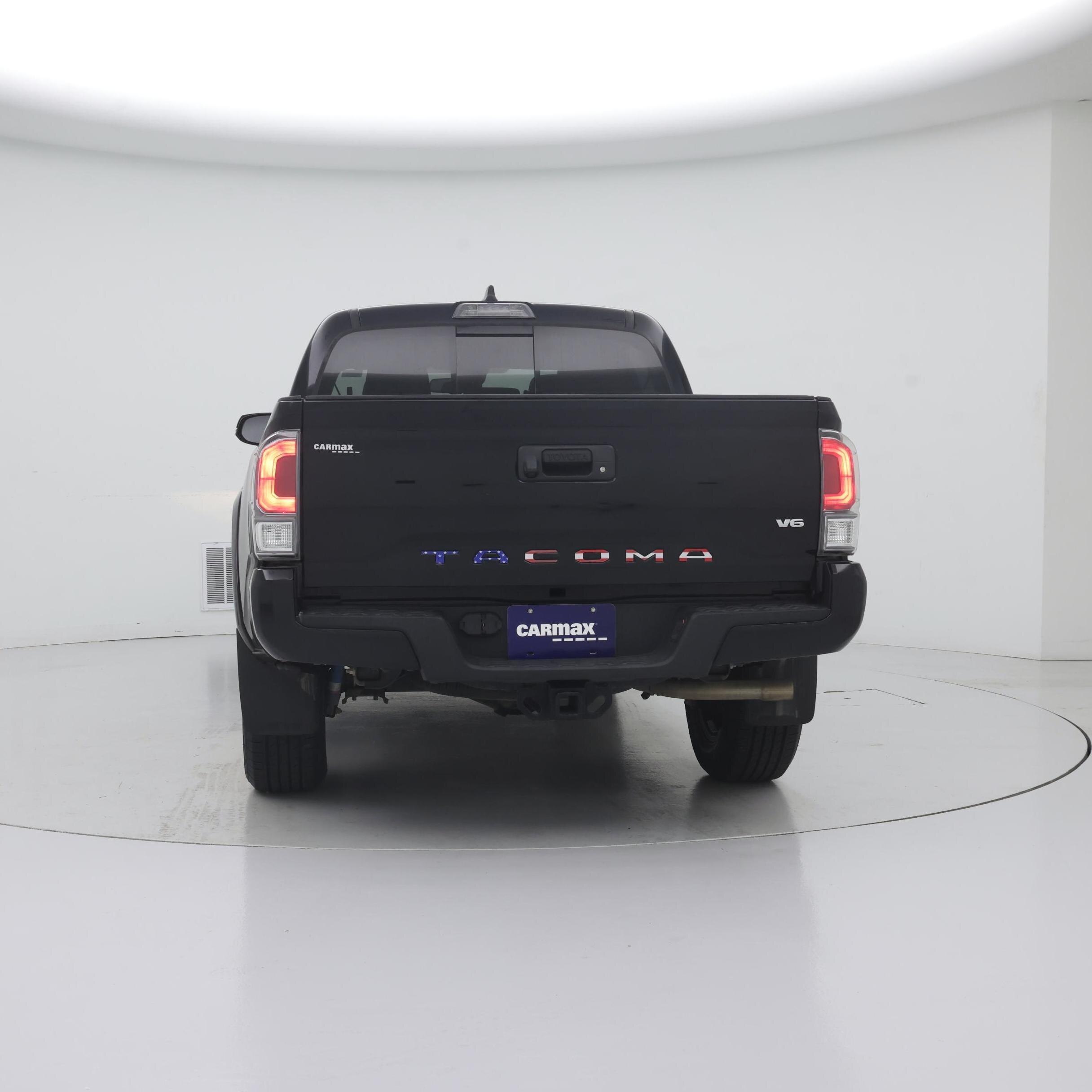 Thumbnail: 2020 Toyota Tacoma - 6