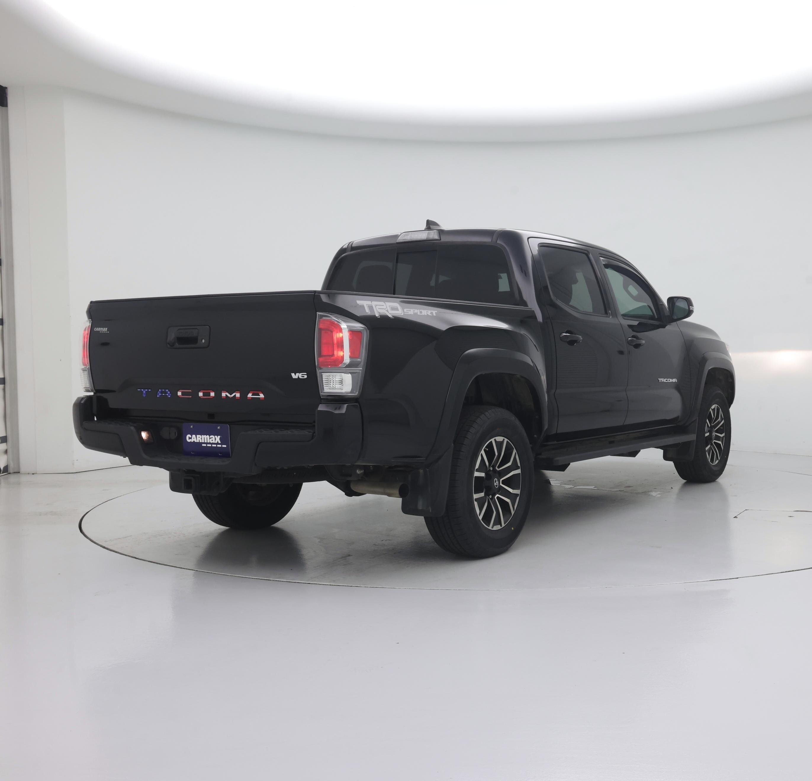 Thumbnail: 2020 Toyota Tacoma - 8