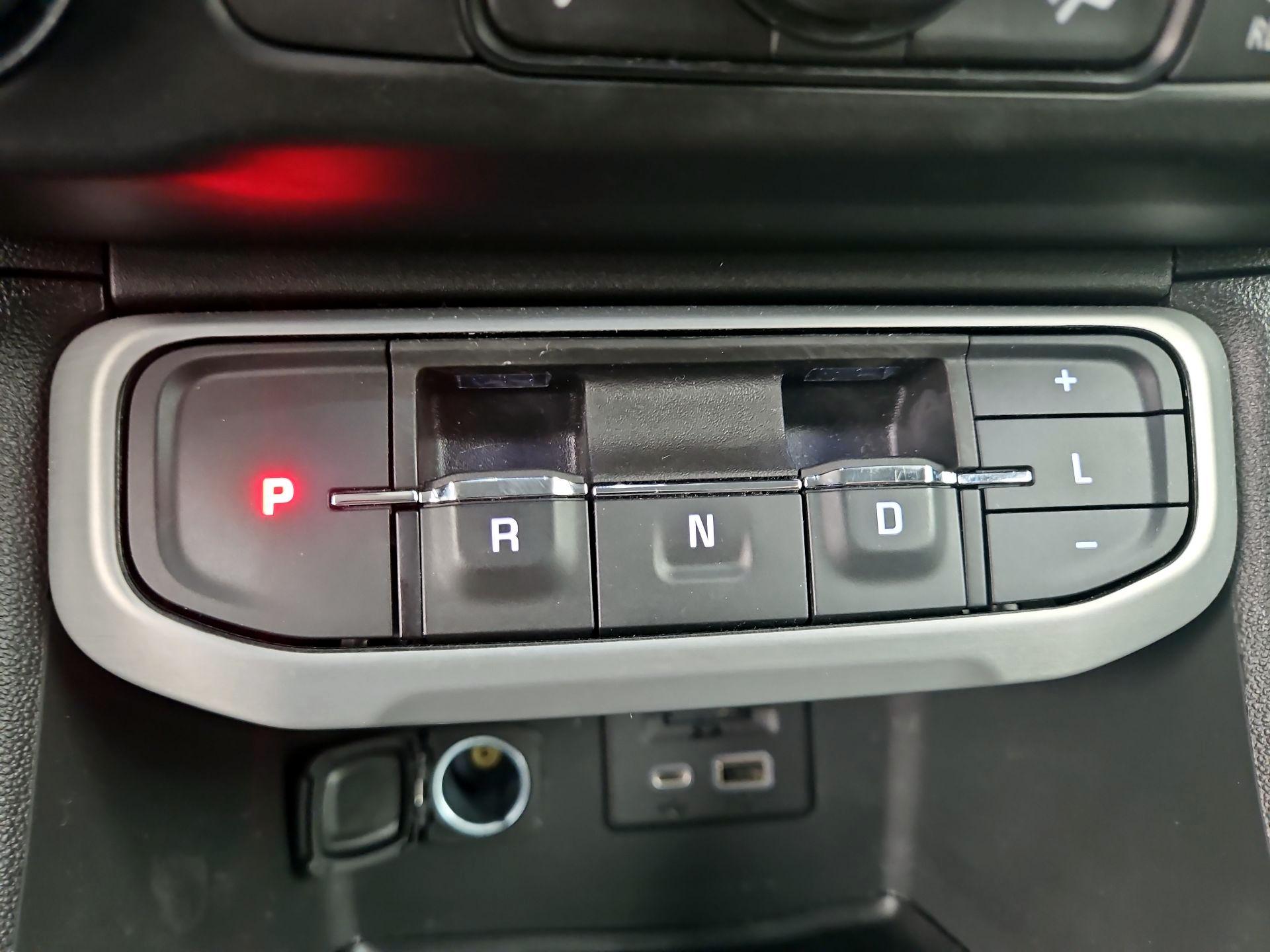Thumbnail: 2023 GMC Acadia - 18