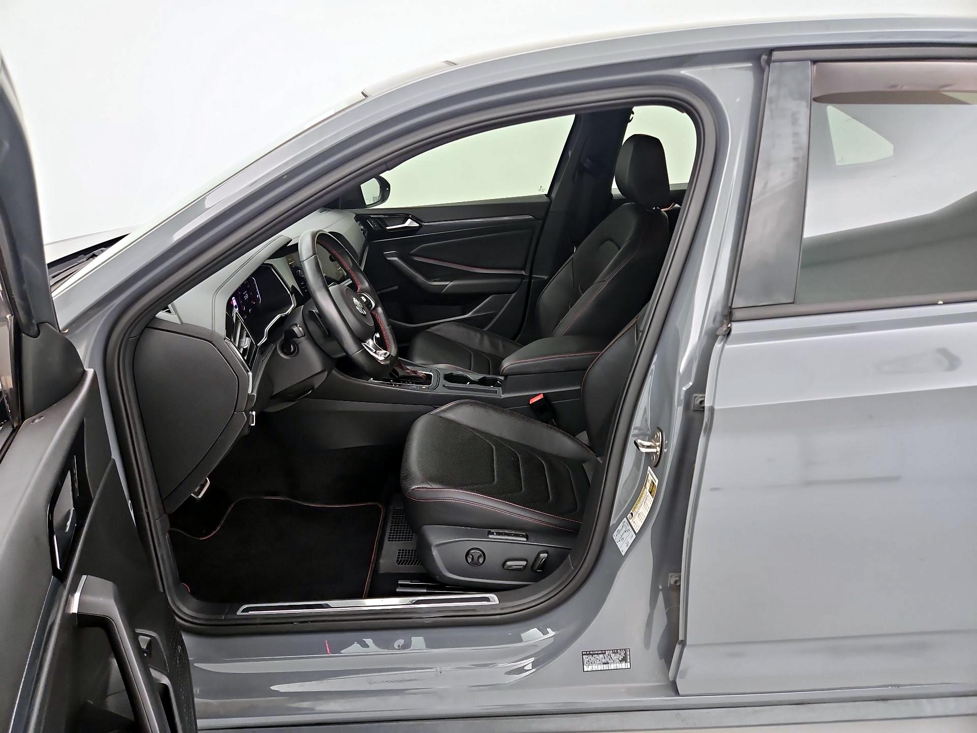 Thumbnail: 2021 Volkswagen Jetta - 11