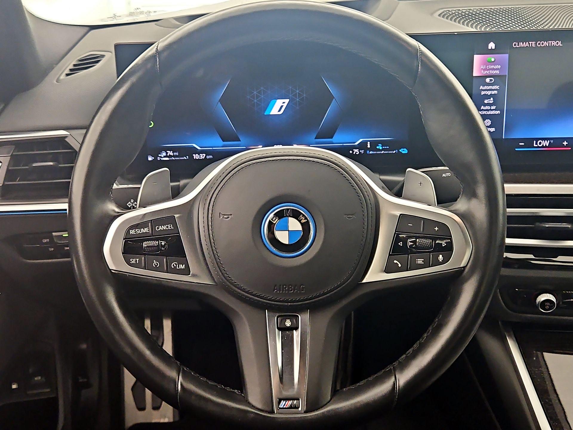 Thumbnail: 2023 BMW 3 Series - 10