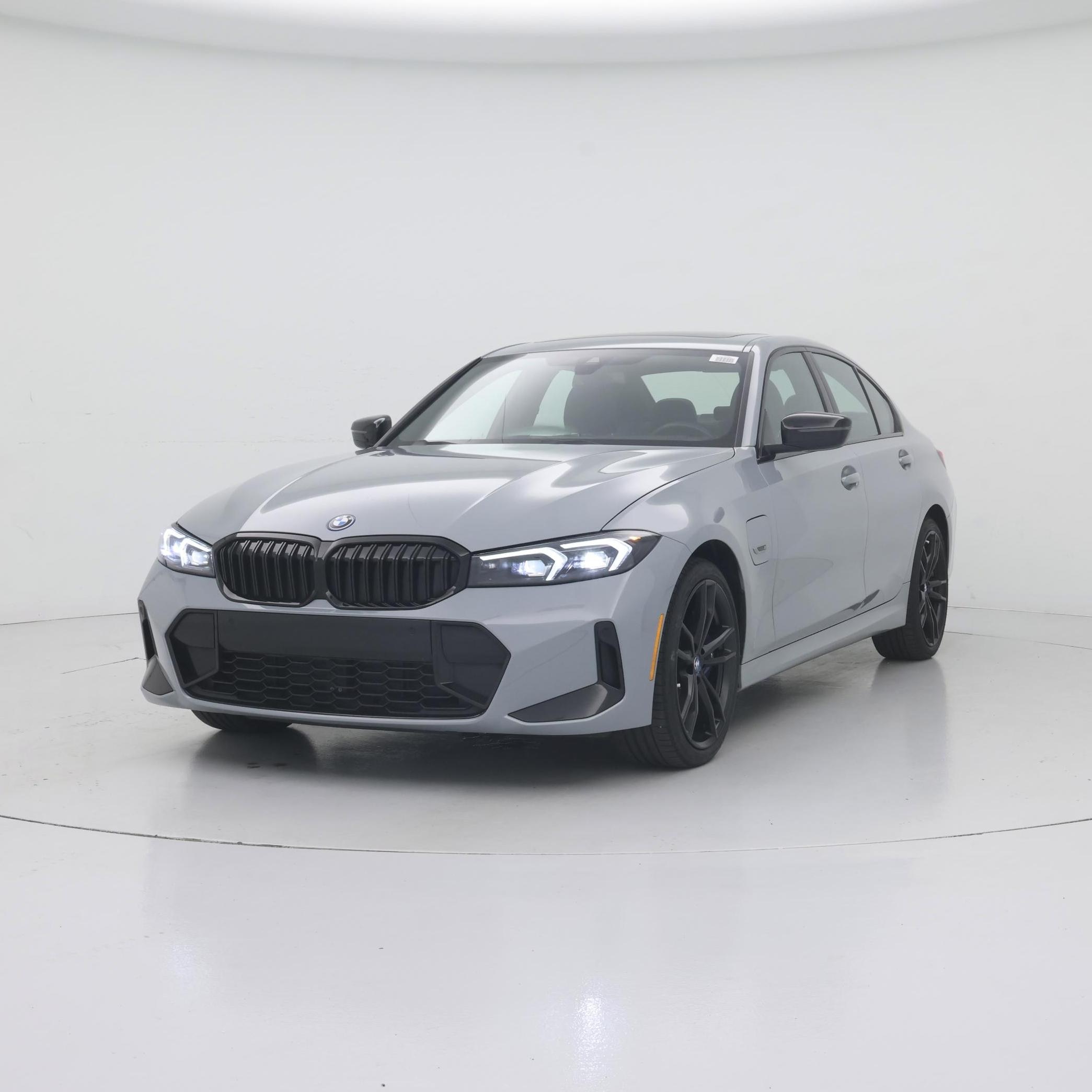 Thumbnail: 2023 BMW 3 Series - 4