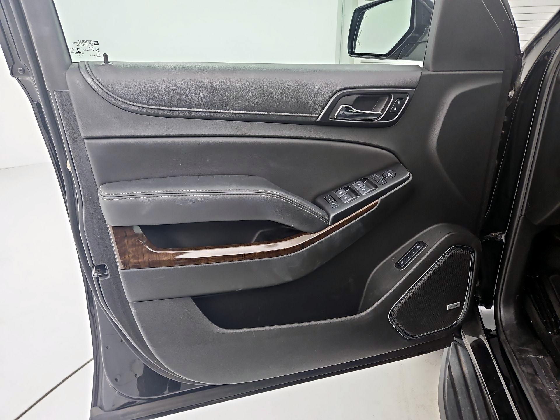 Thumbnail: 2018 Chevrolet Tahoe - 12