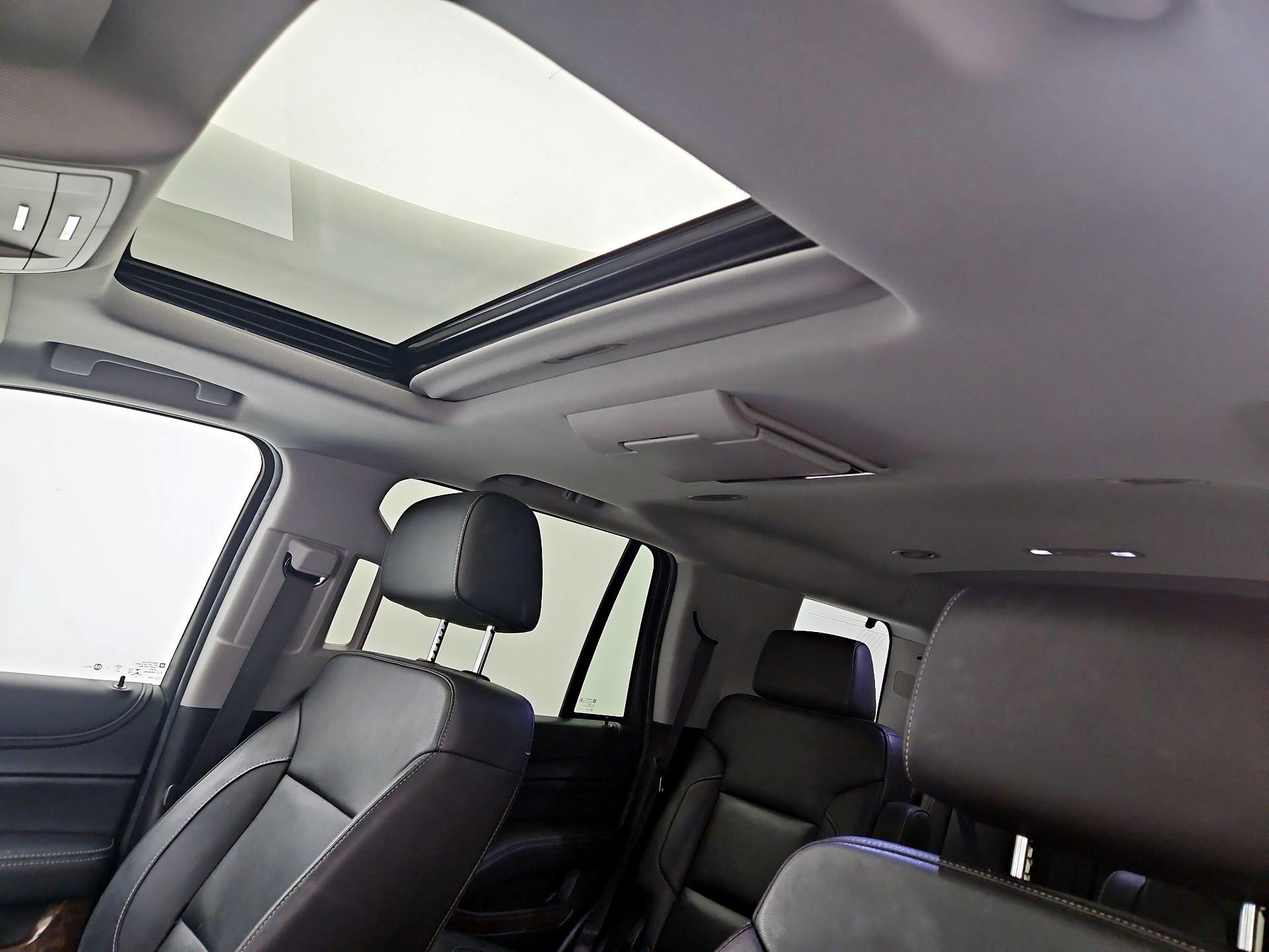 Thumbnail: 2018 Chevrolet Tahoe - 20