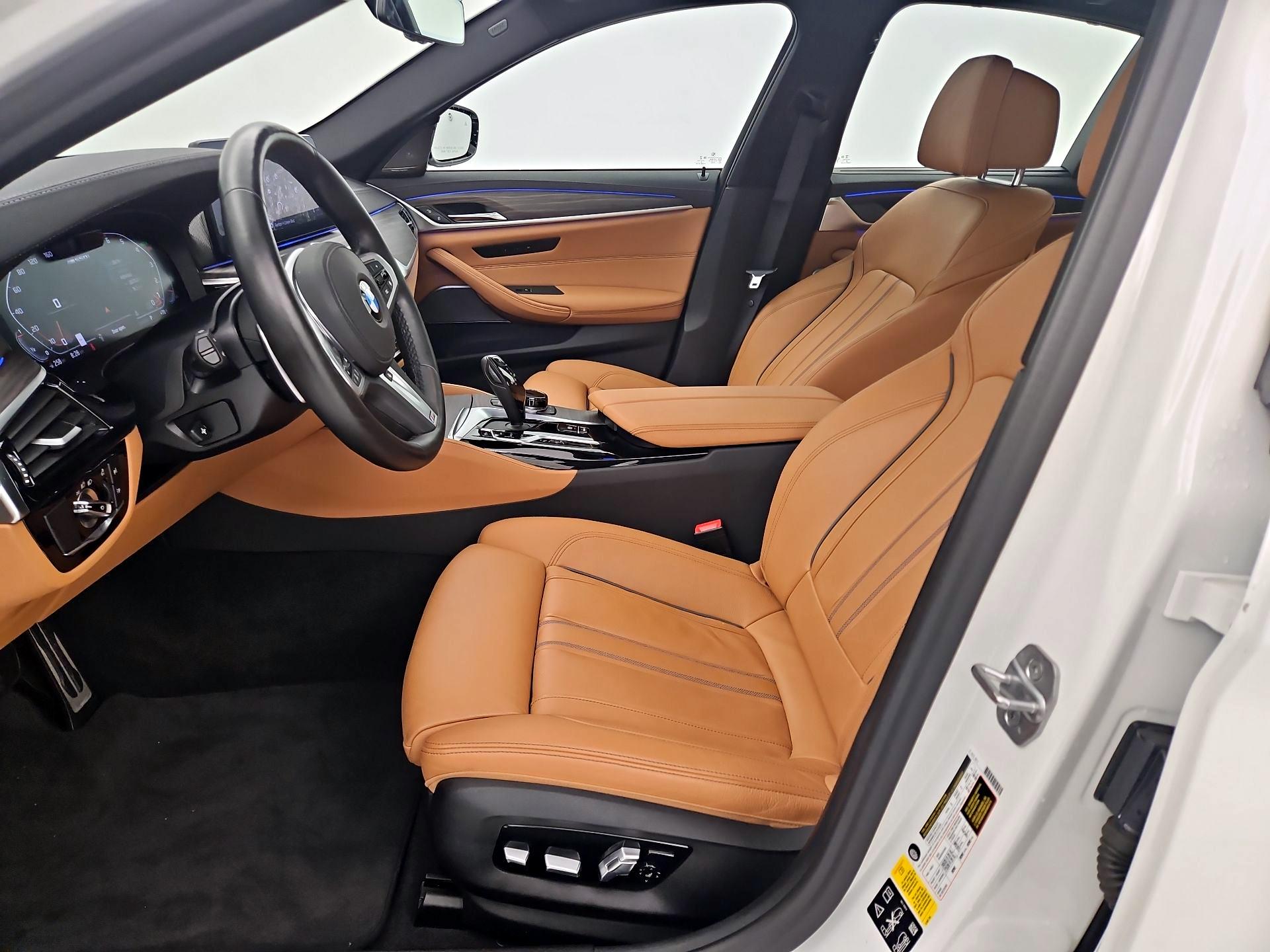 Thumbnail: 2021 BMW 5 Series - 11