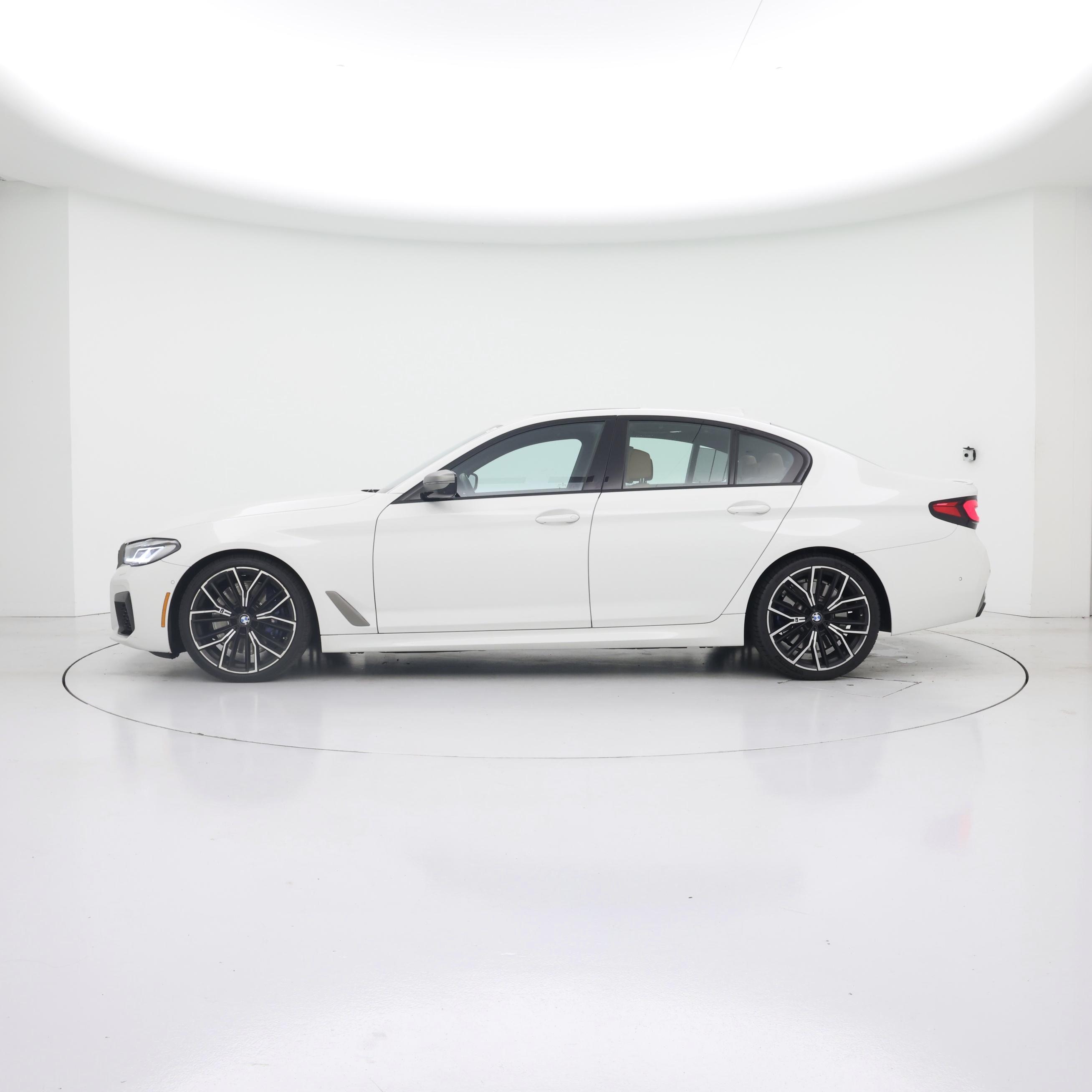Thumbnail: 2021 BMW 5 Series - 3