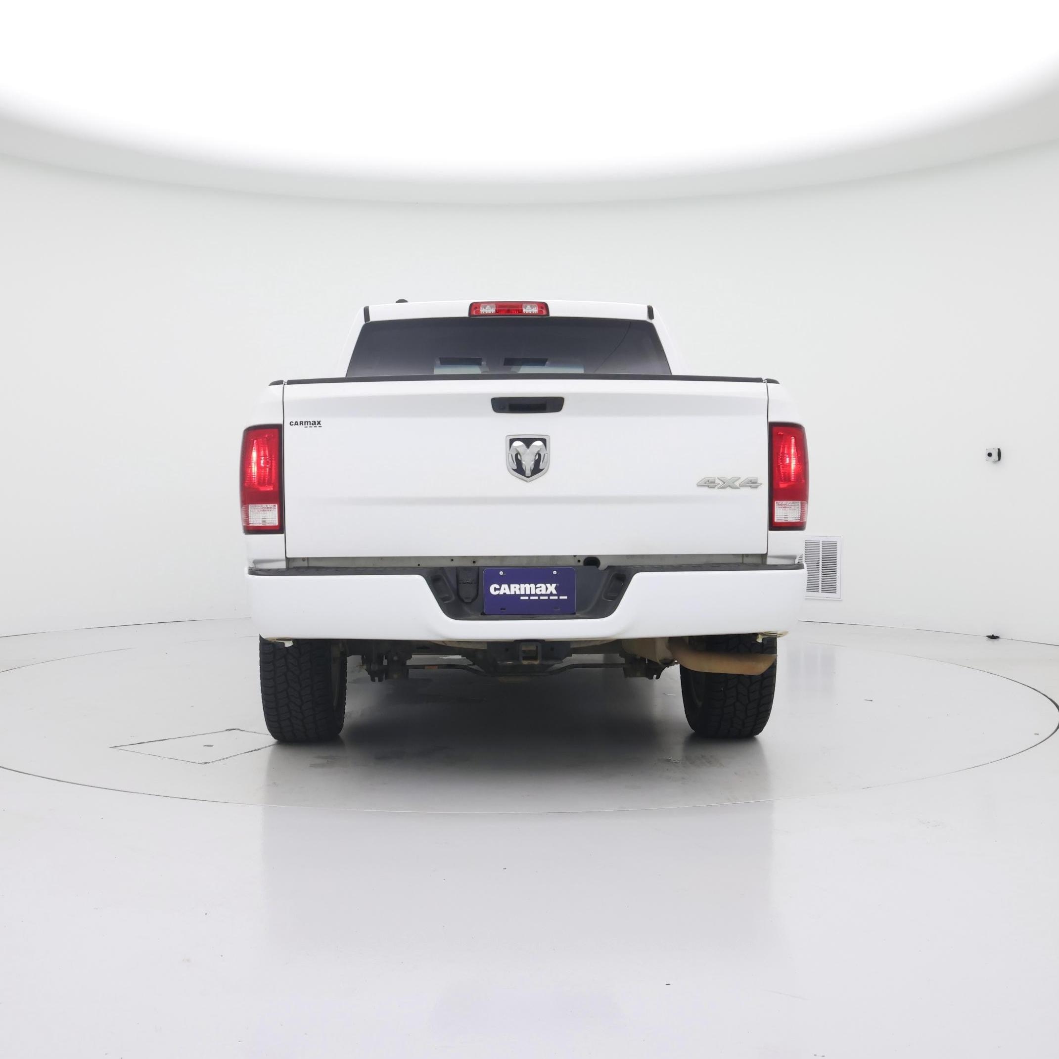 Thumbnail: 2019 RAM 1500 Classic - 6