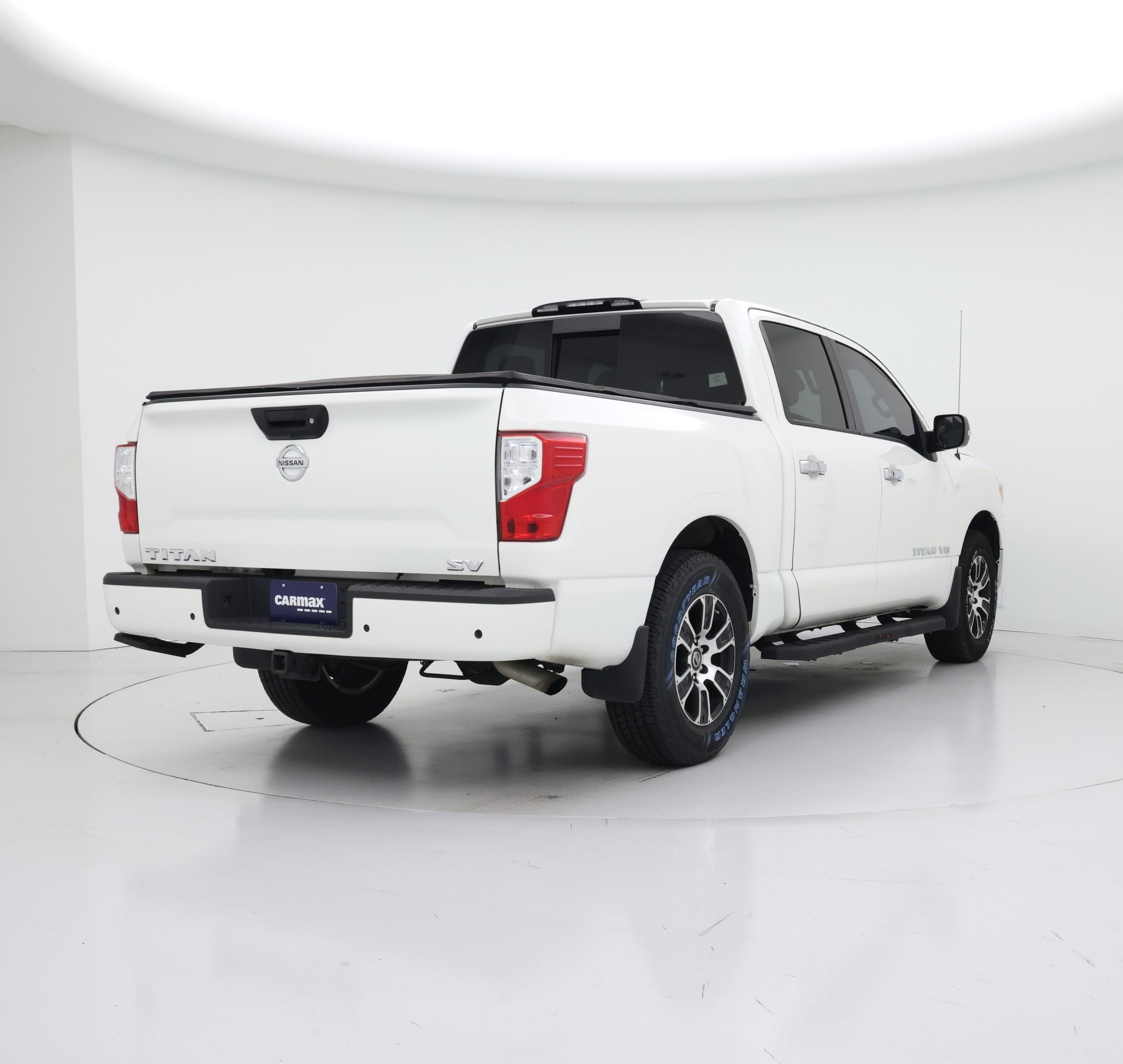 Thumbnail: 2020 Nissan Titan - 8
