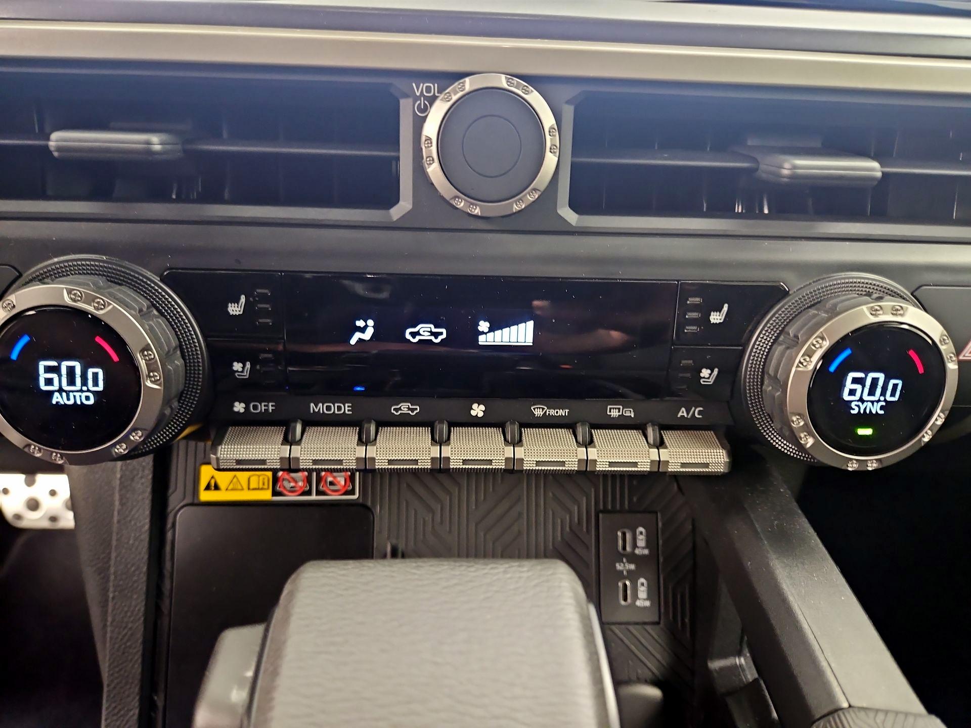 Thumbnail: 2024 Toyota Tacoma - 16
