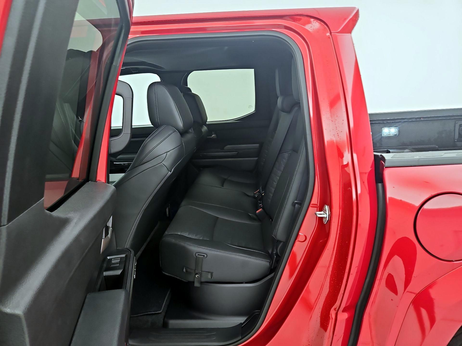 Thumbnail: 2024 Toyota Tacoma - 20