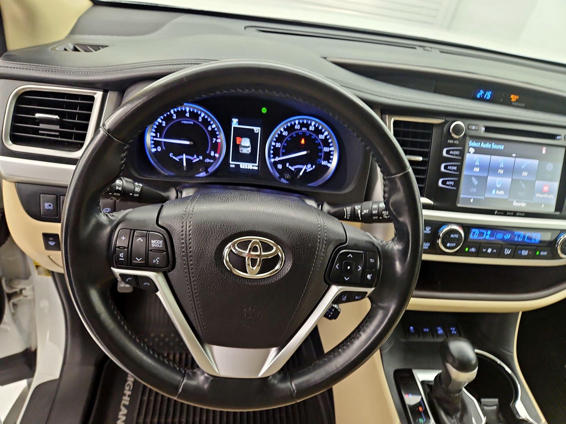 Thumbnail: 2018 Toyota Highlander - 10