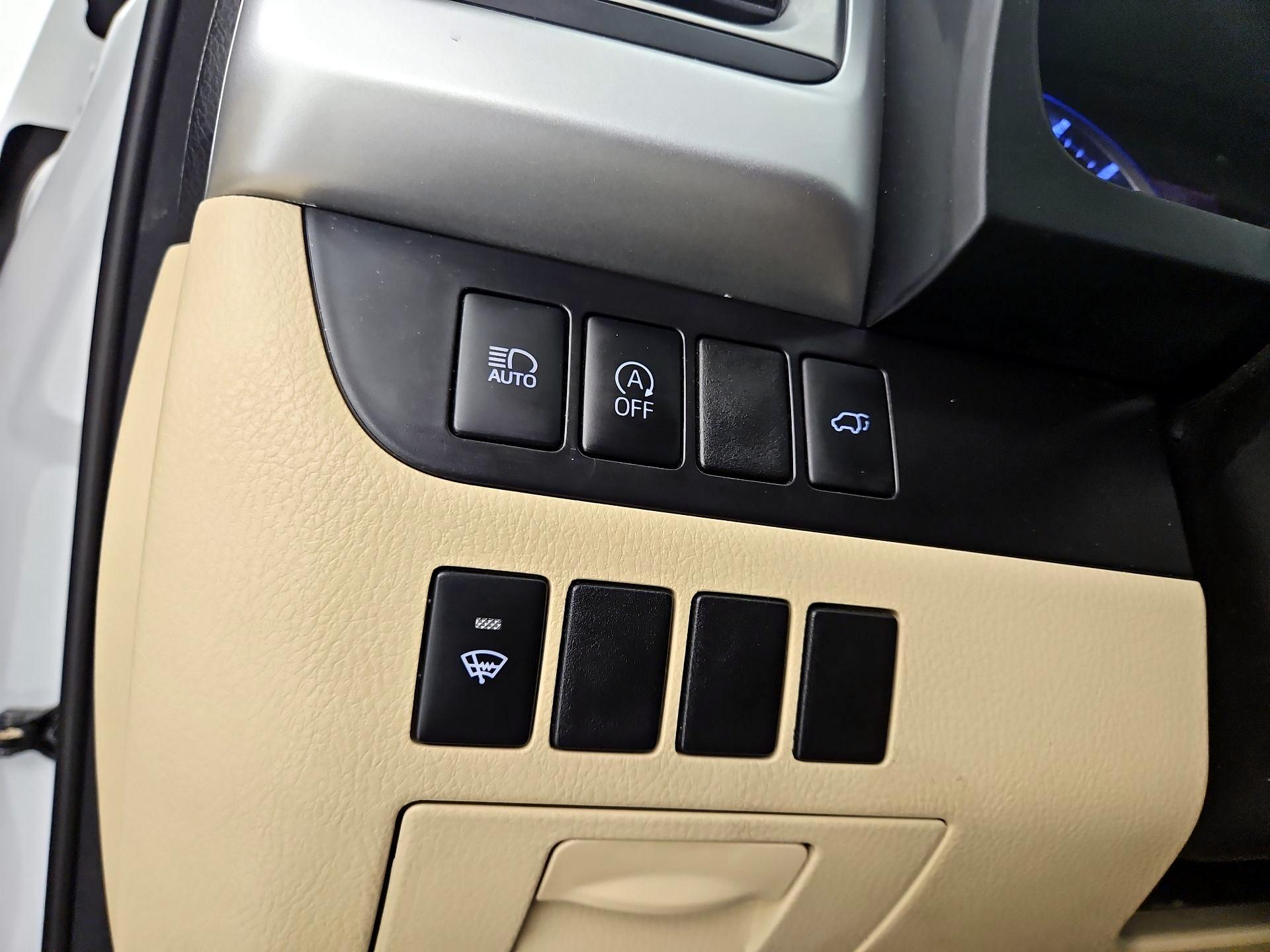 Thumbnail: 2018 Toyota Highlander - 13