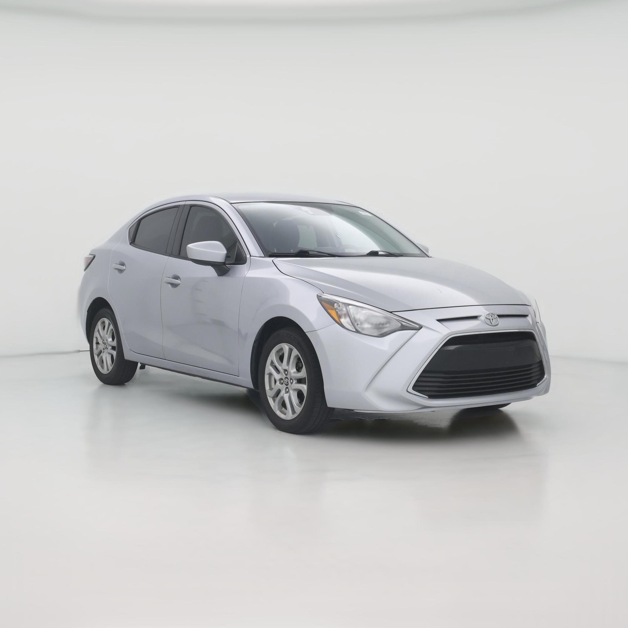 Thumbnail: 2017 Toyota Yaris iA - 1