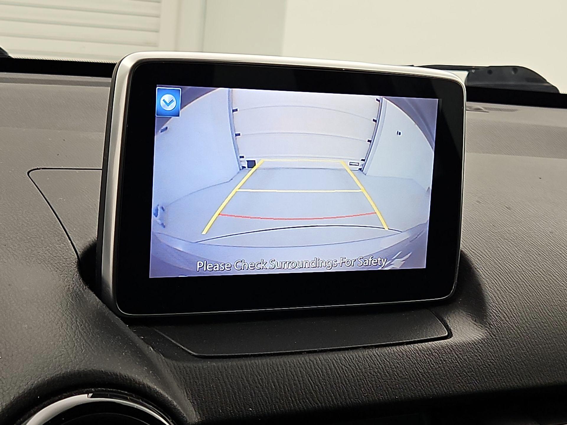 Thumbnail: 2017 Toyota Yaris iA - 14