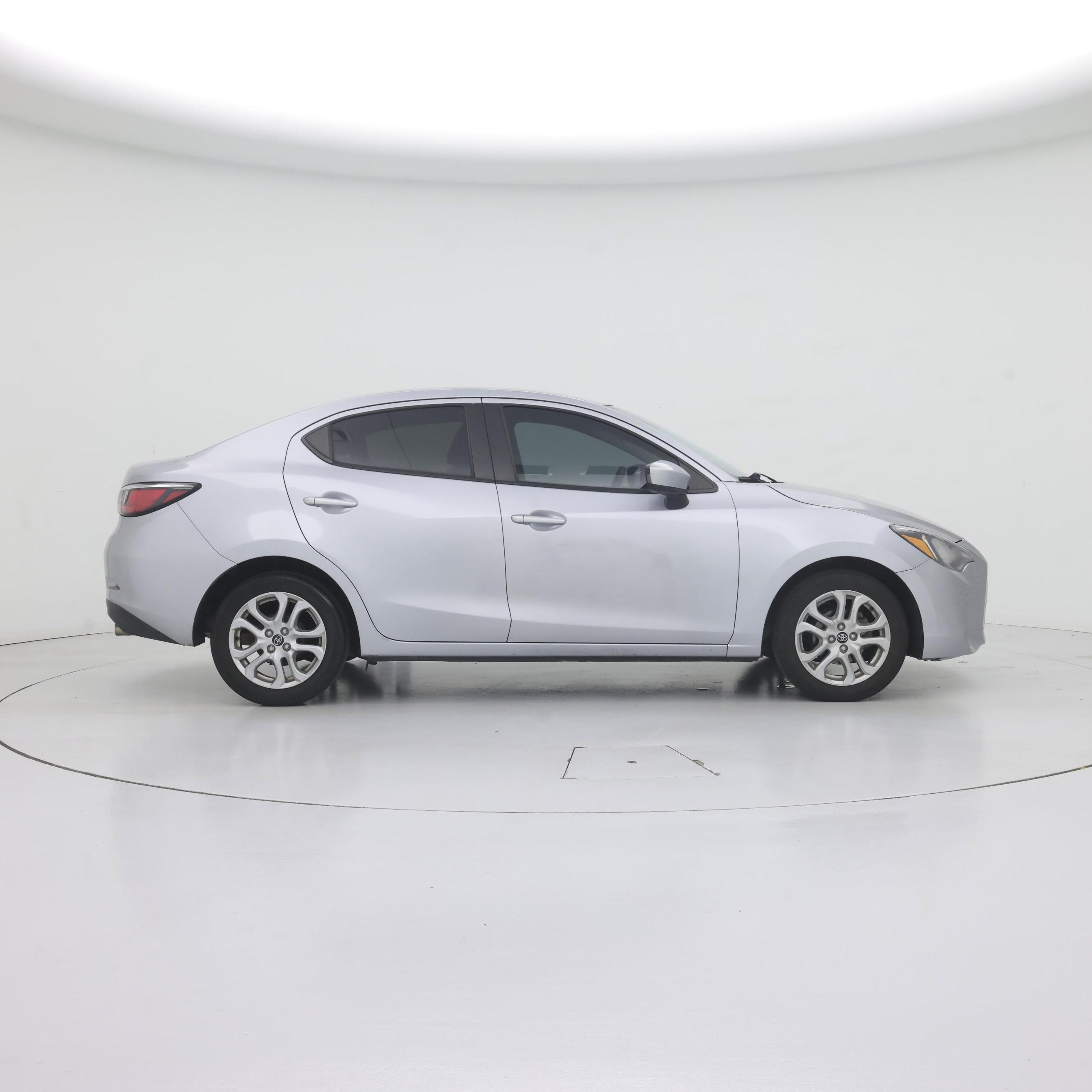 Thumbnail: 2017 Toyota Yaris iA - 7