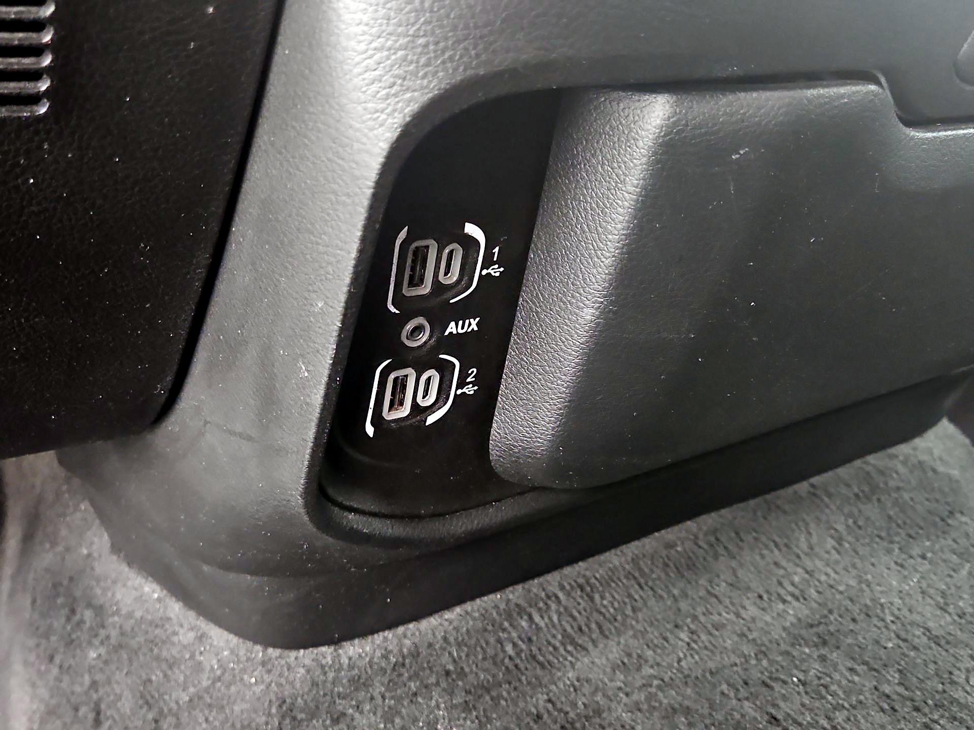 Thumbnail: 2023 RAM 1500 - 18