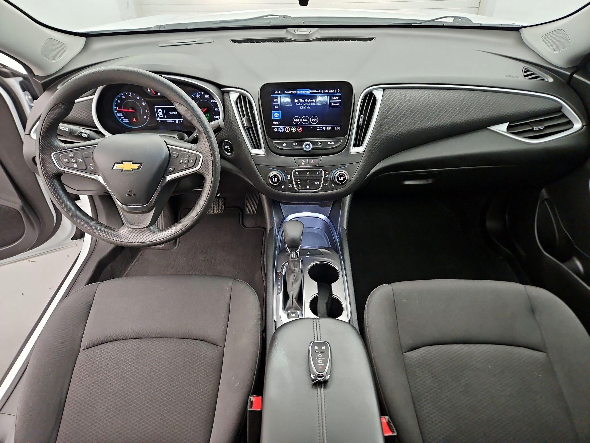 Thumbnail: 2023 Chevrolet Malibu - 9