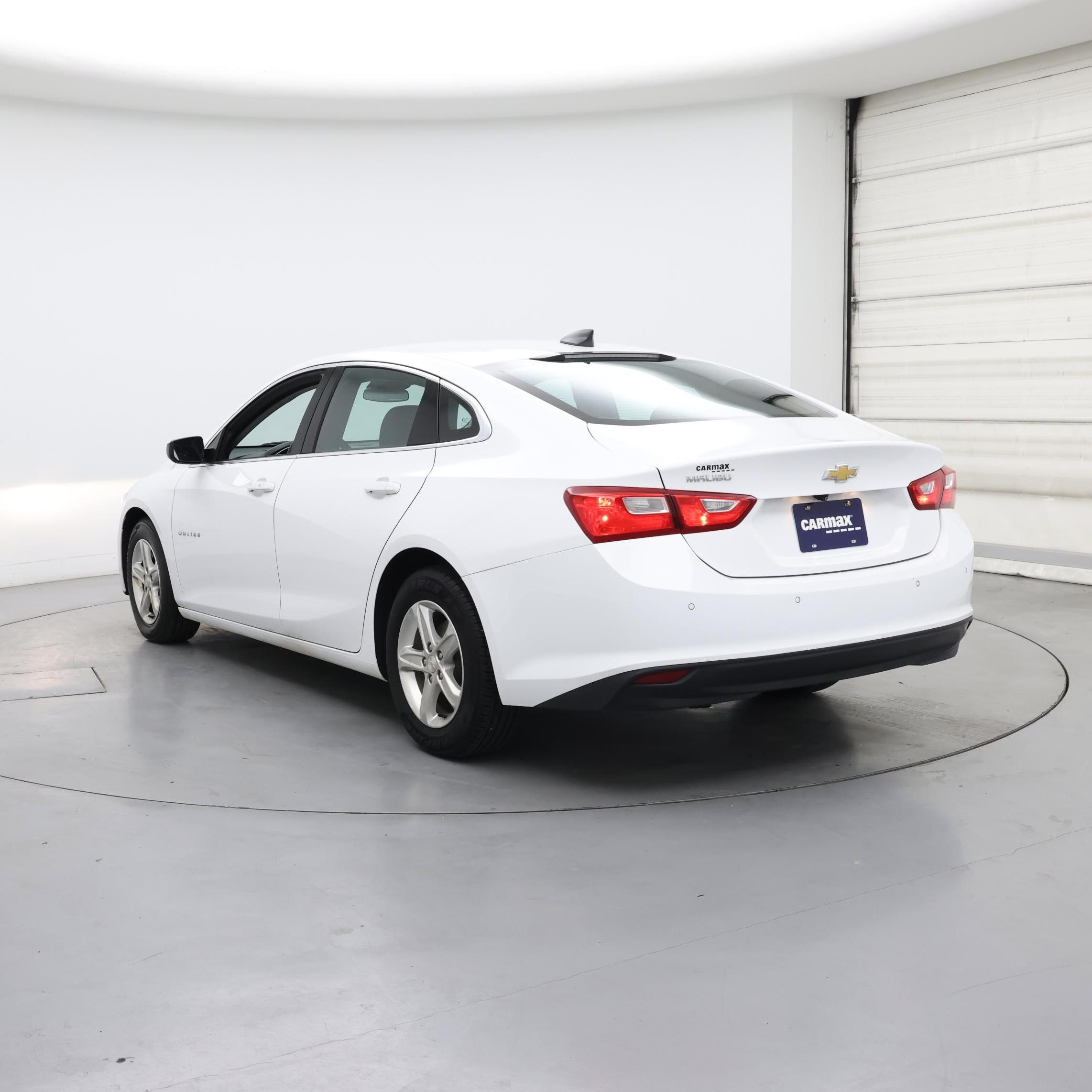 Thumbnail: 2023 Chevrolet Malibu - 2