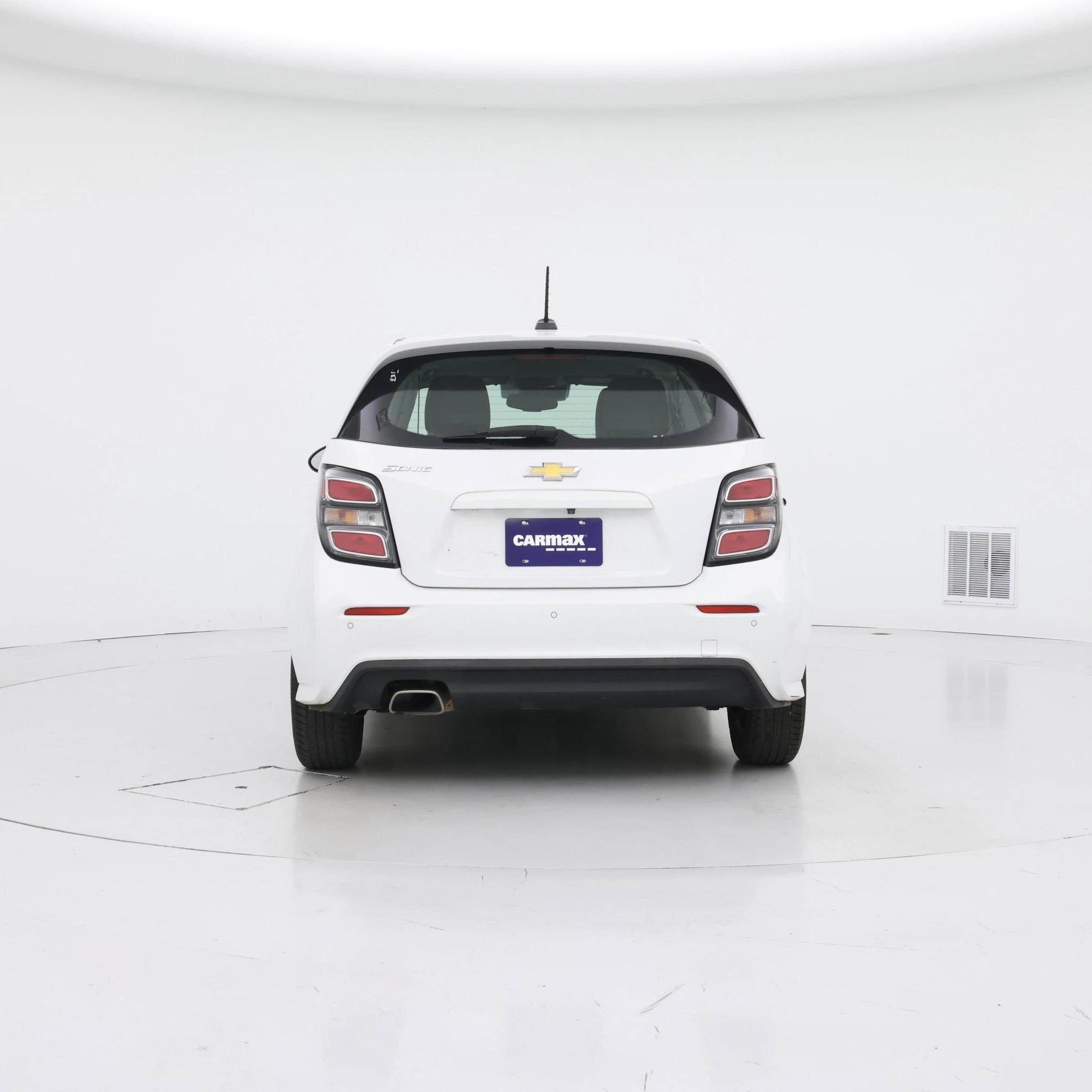 Thumbnail: 2020 Chevrolet Sonic - 6