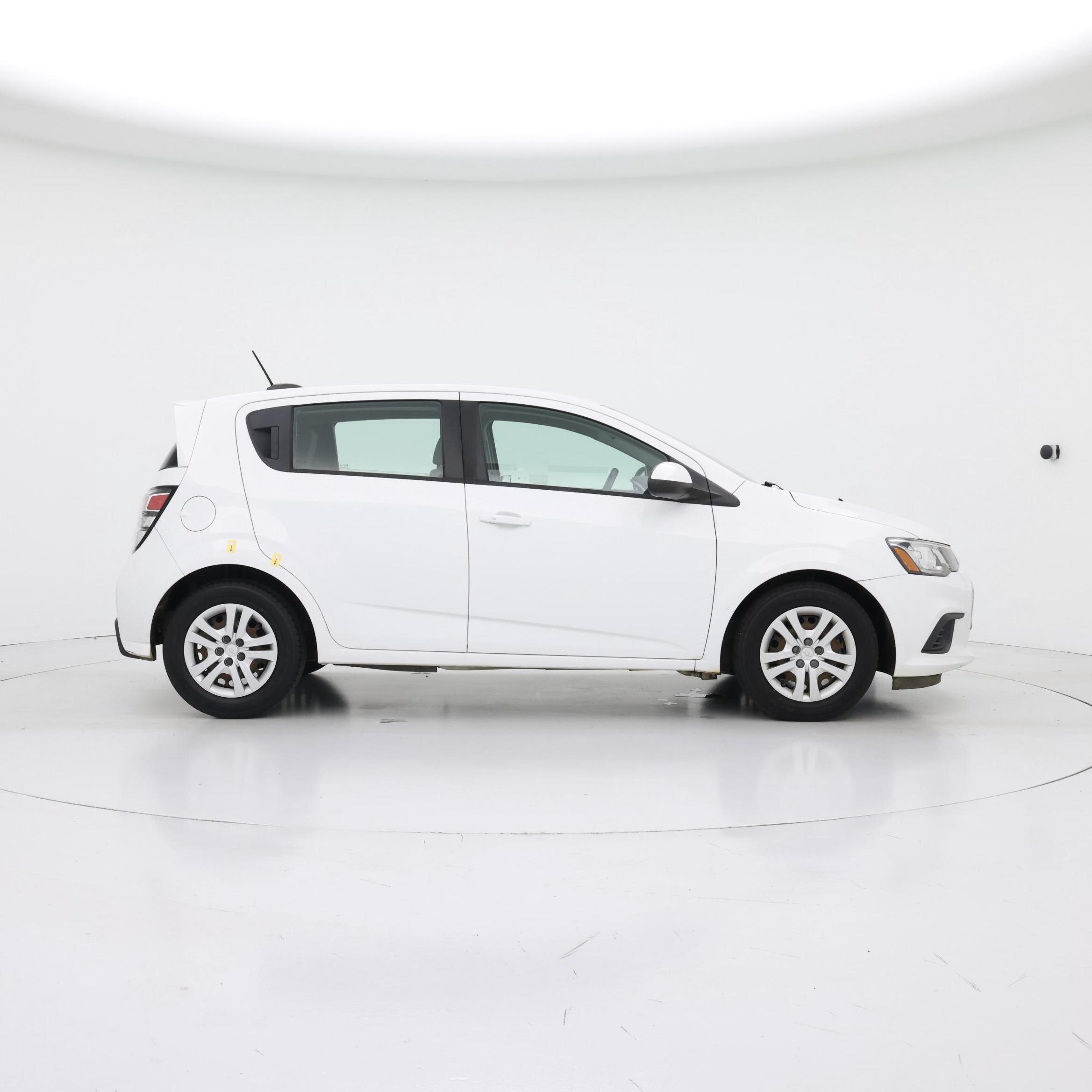 Thumbnail: 2020 Chevrolet Sonic - 7